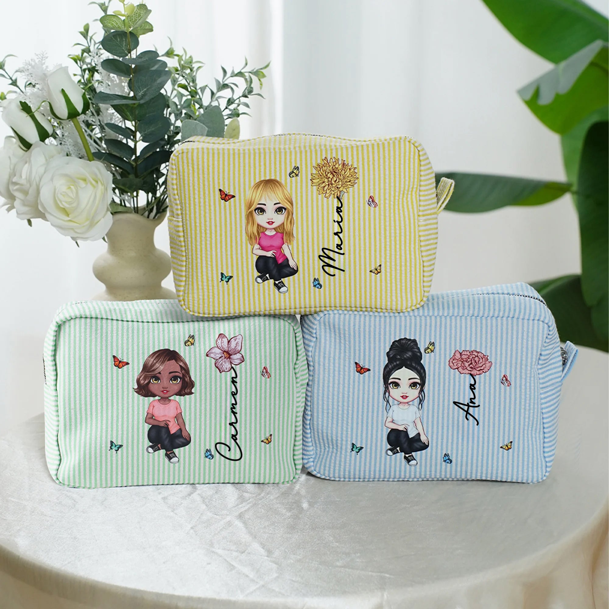 Neceser de maquillaje personalizado con flor de nacimiento personaje de dibujos animados rayas multicolor y nombre regalo de cumpleaños para mujer