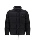 Chaqueta acolchada de plumas Prada Re-Nylon — Negro