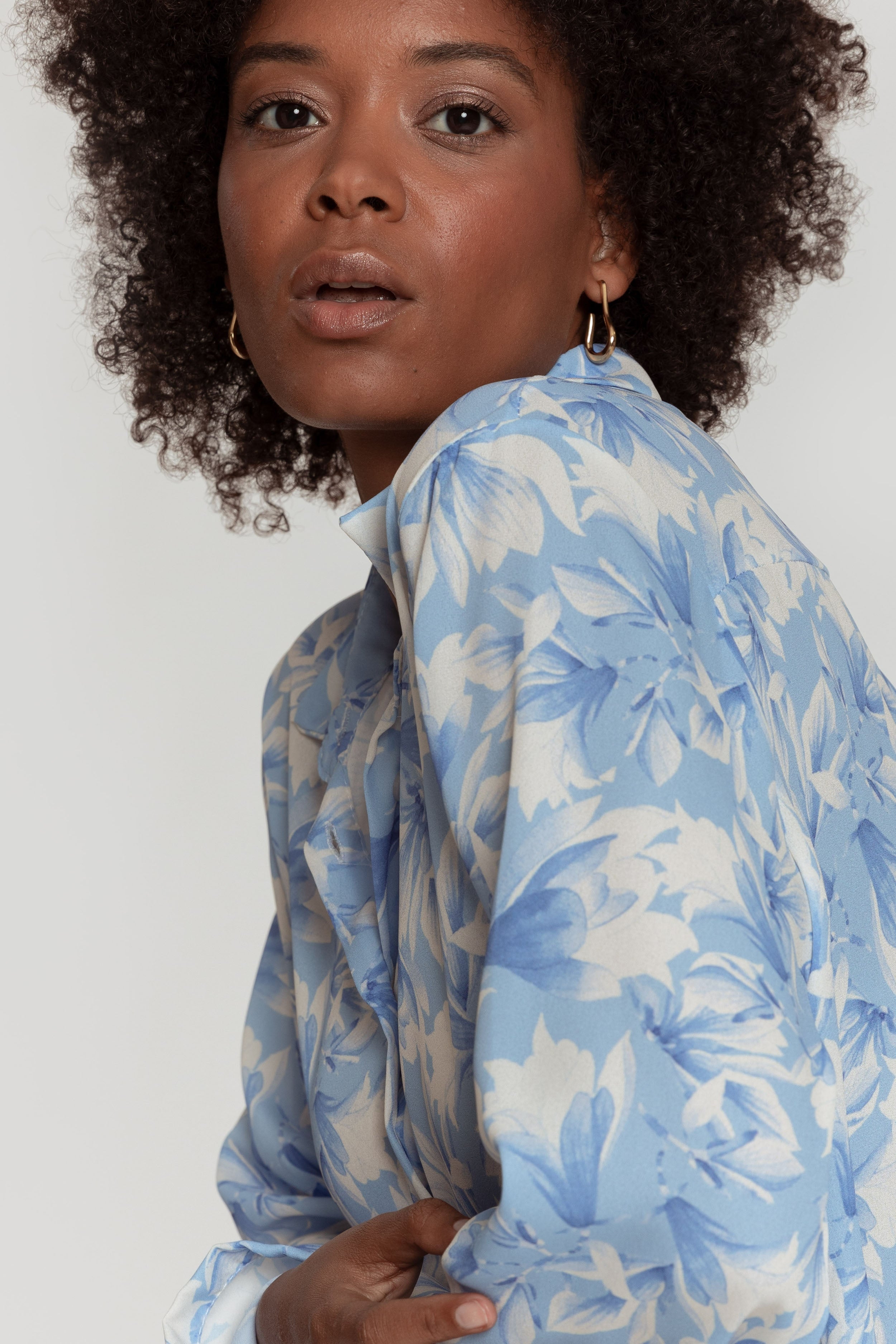 CAMISA  FLORES