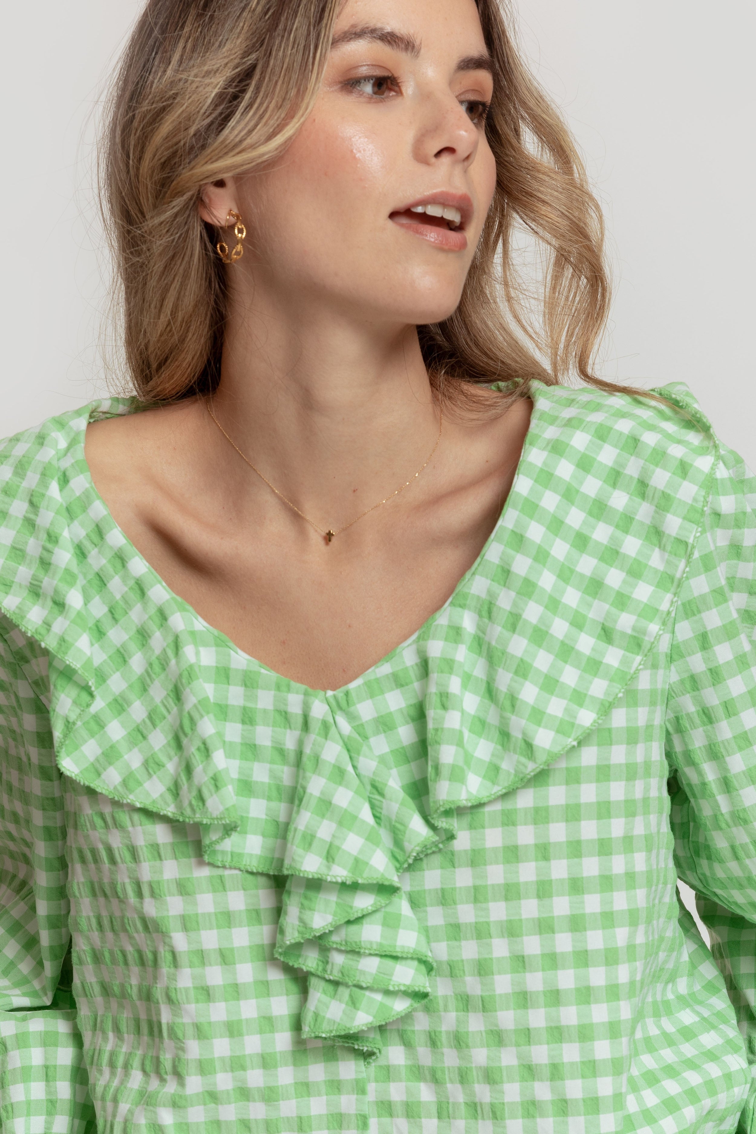 BLUSA  VOLANTE