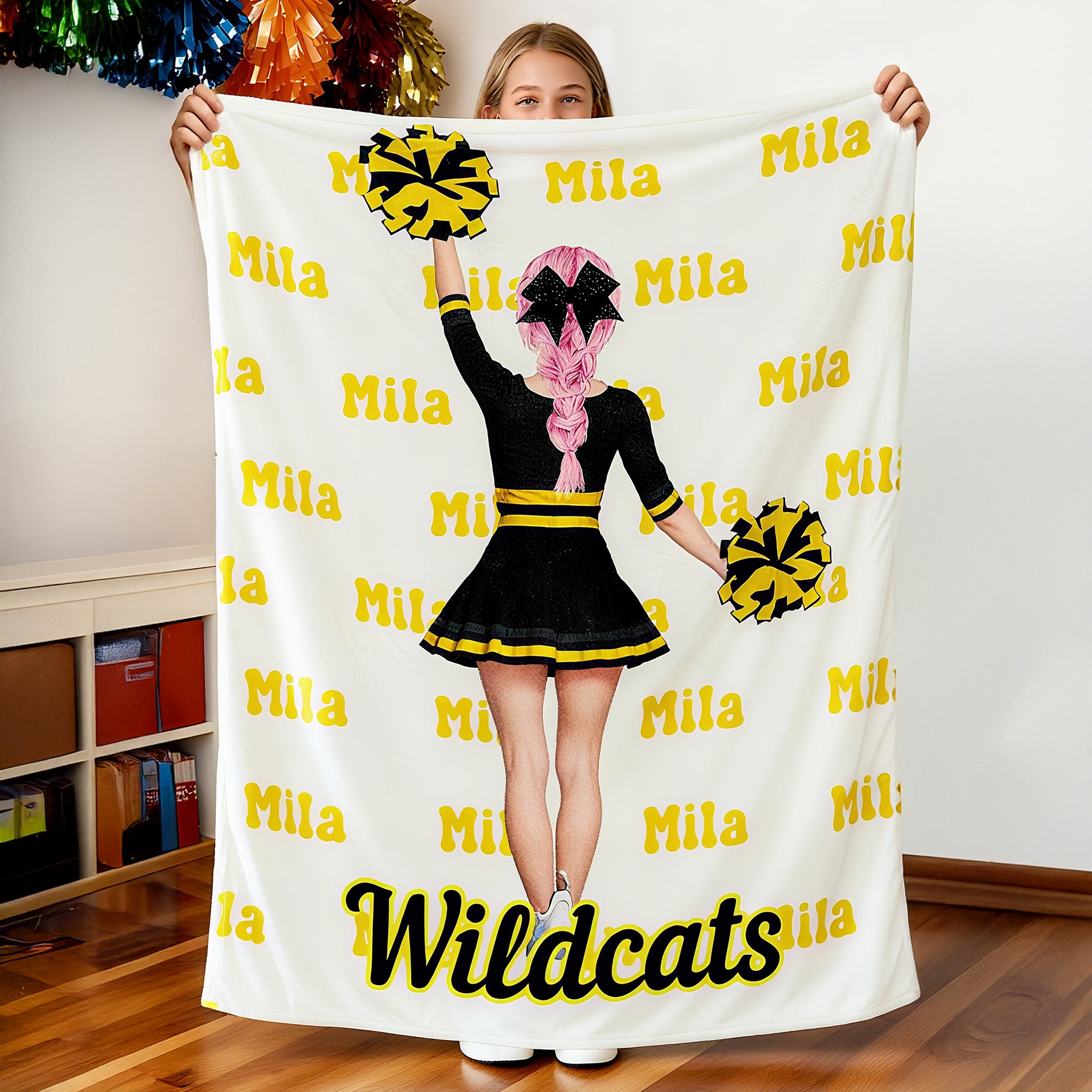 Personalizada Cheerleading Cartoon Character Multicolor Suave manta con nombre Senior Night Game Day Team Gift for Cheerleaders Coaches