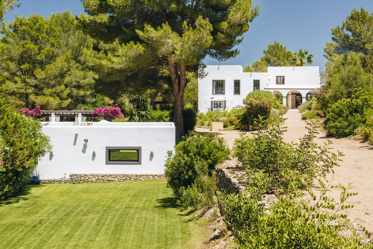 Restored Country Ibiza Villa Perfect for a Family Holiday in San Antonio