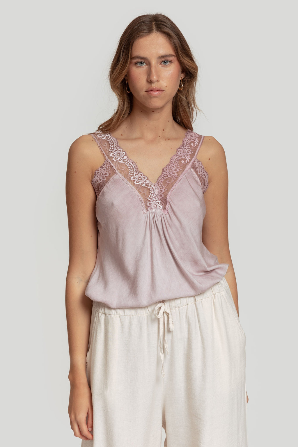 TOP  VINTAGE