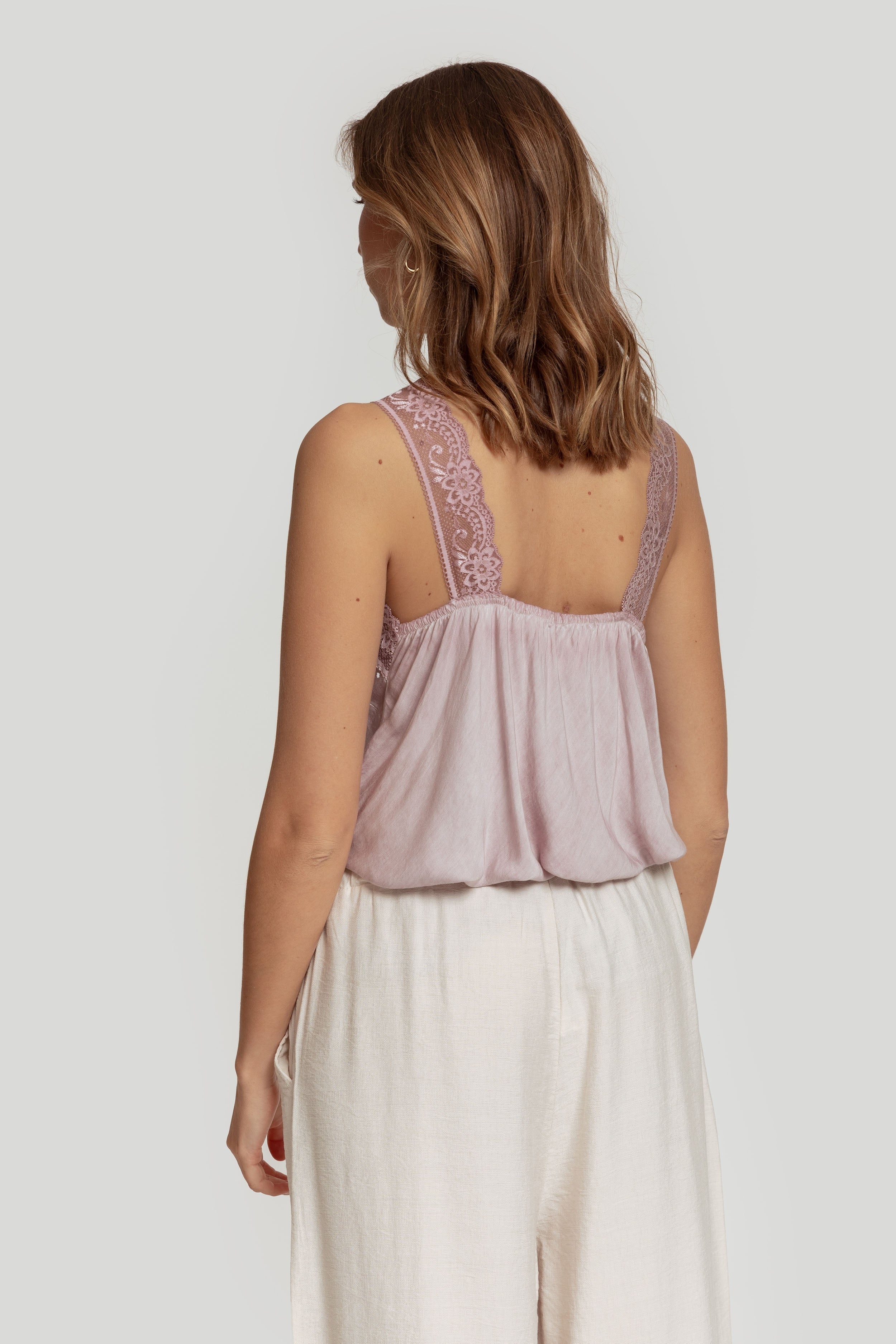 TOP  VINTAGE