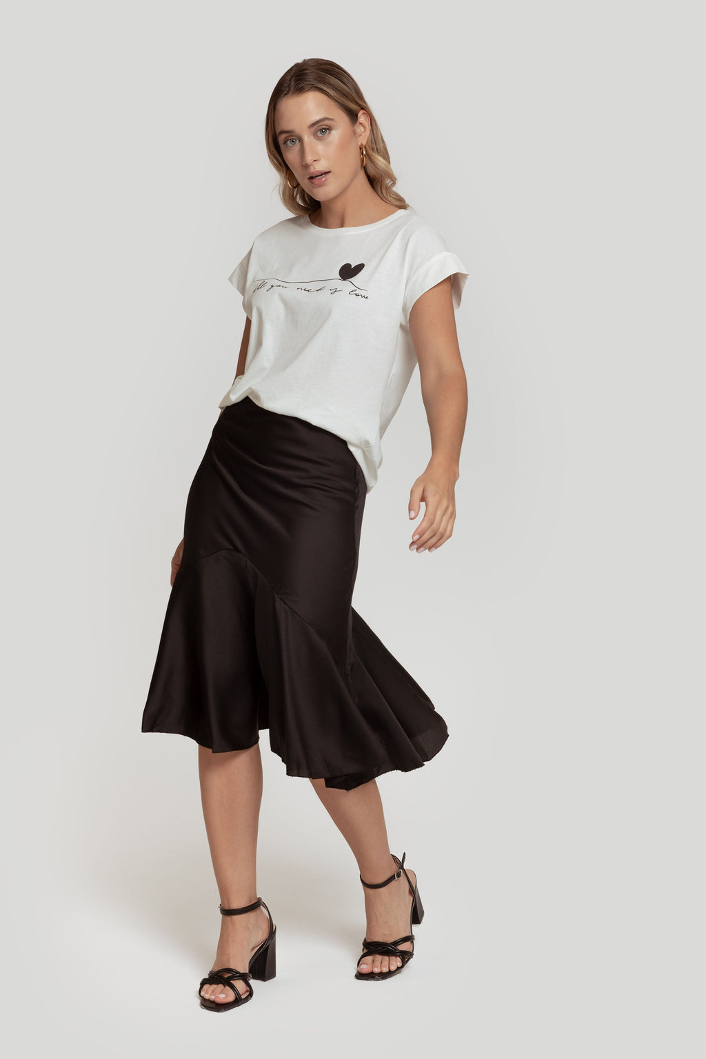 FALDA  VOLANTE