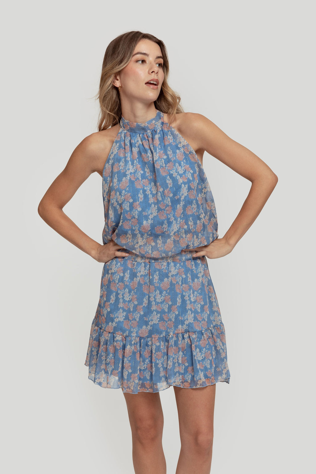 TOP  HALTER