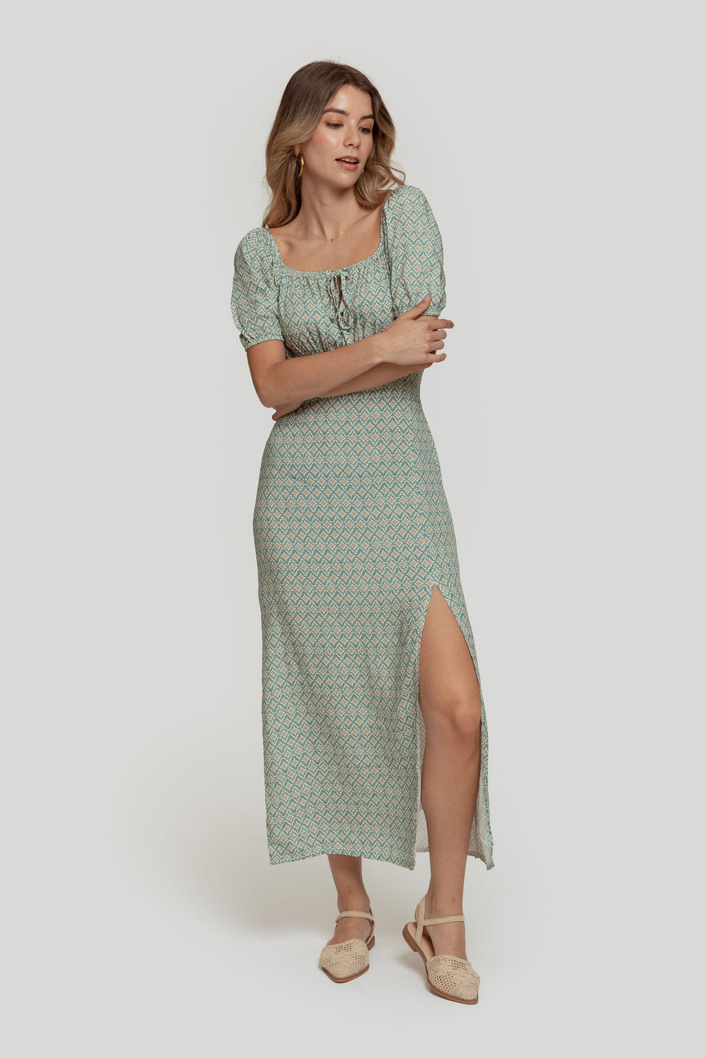 VESTIDO  ABERTURA