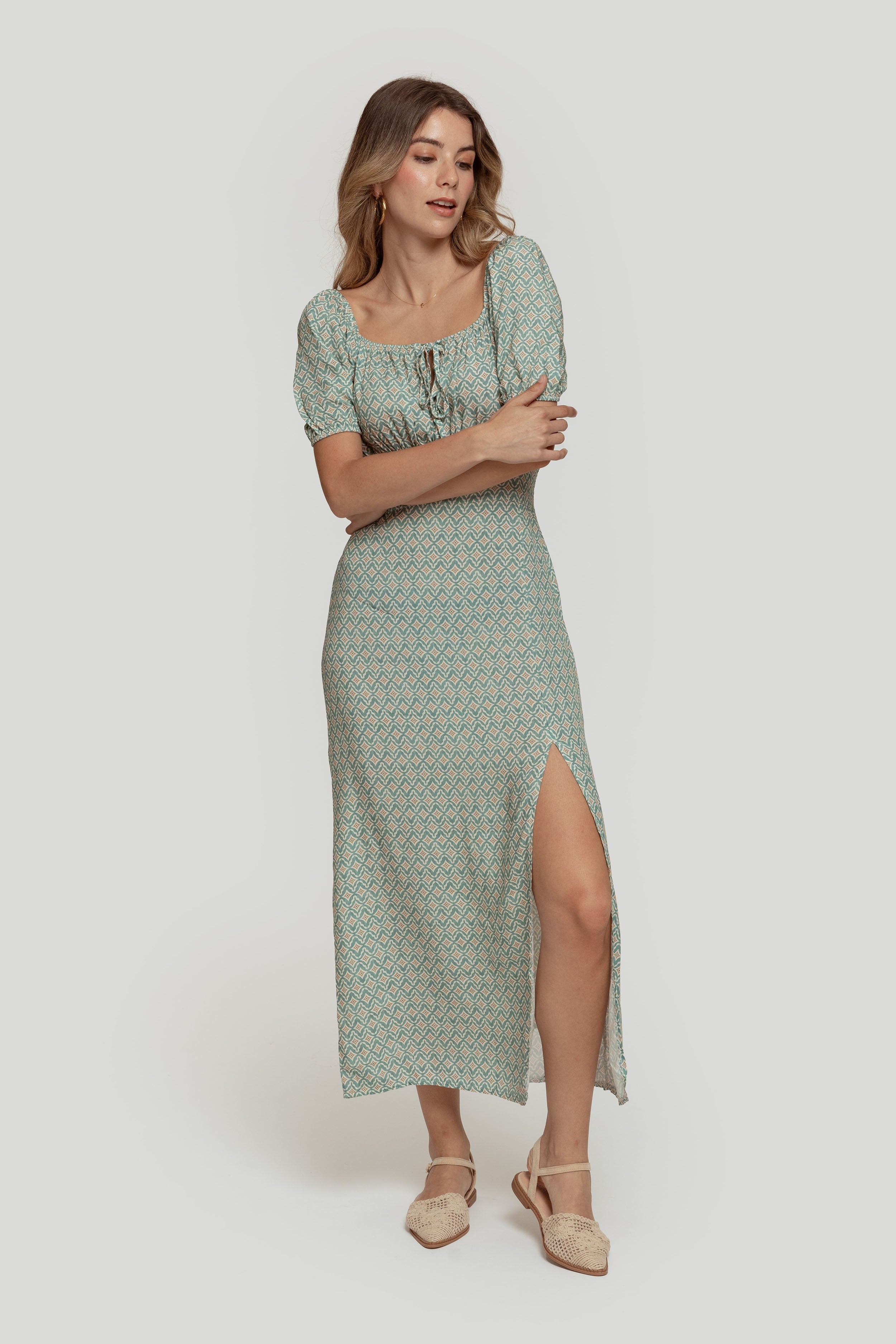 VESTIDO  ABERTURA