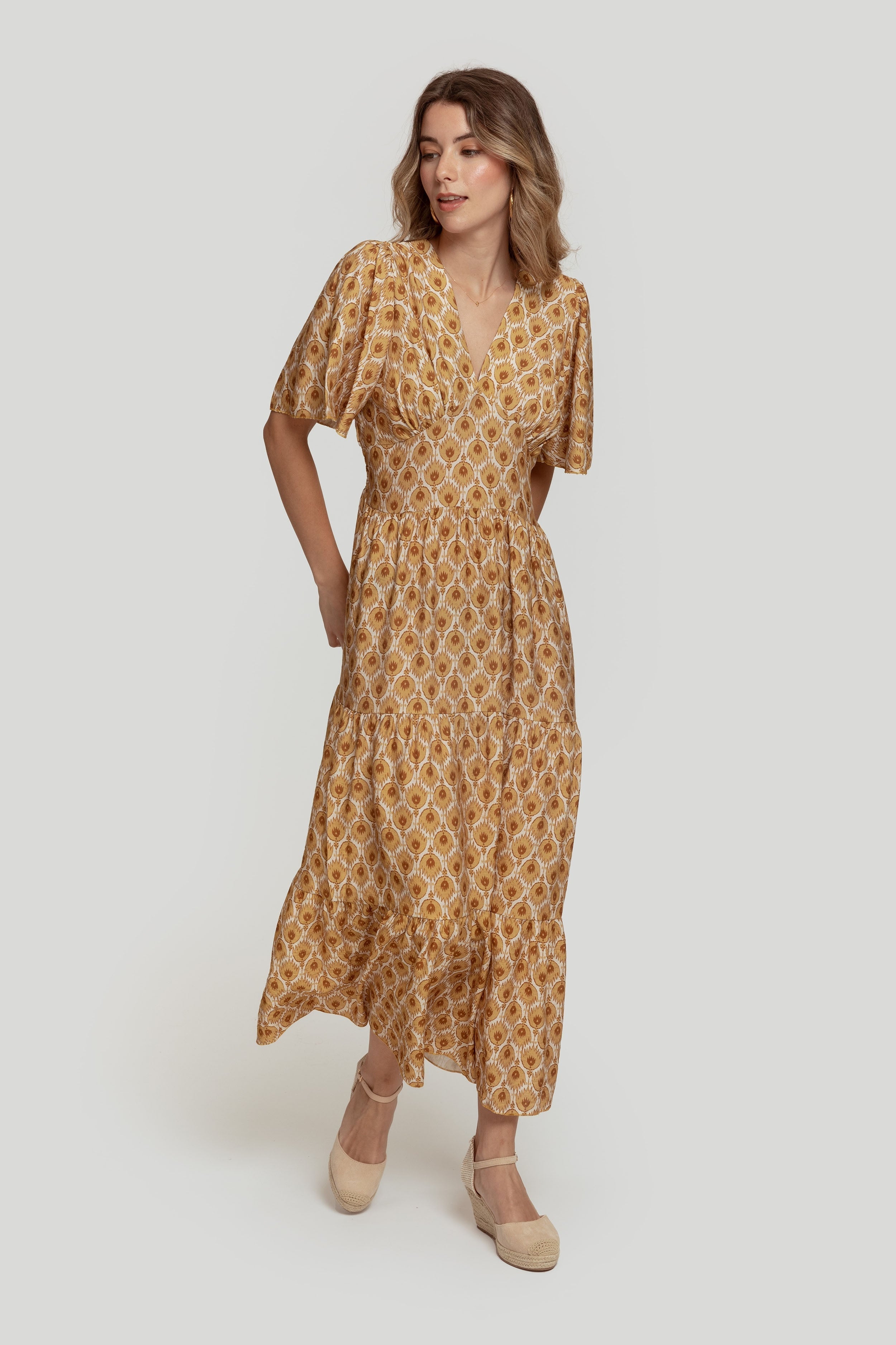 VESTIDO  CAPA