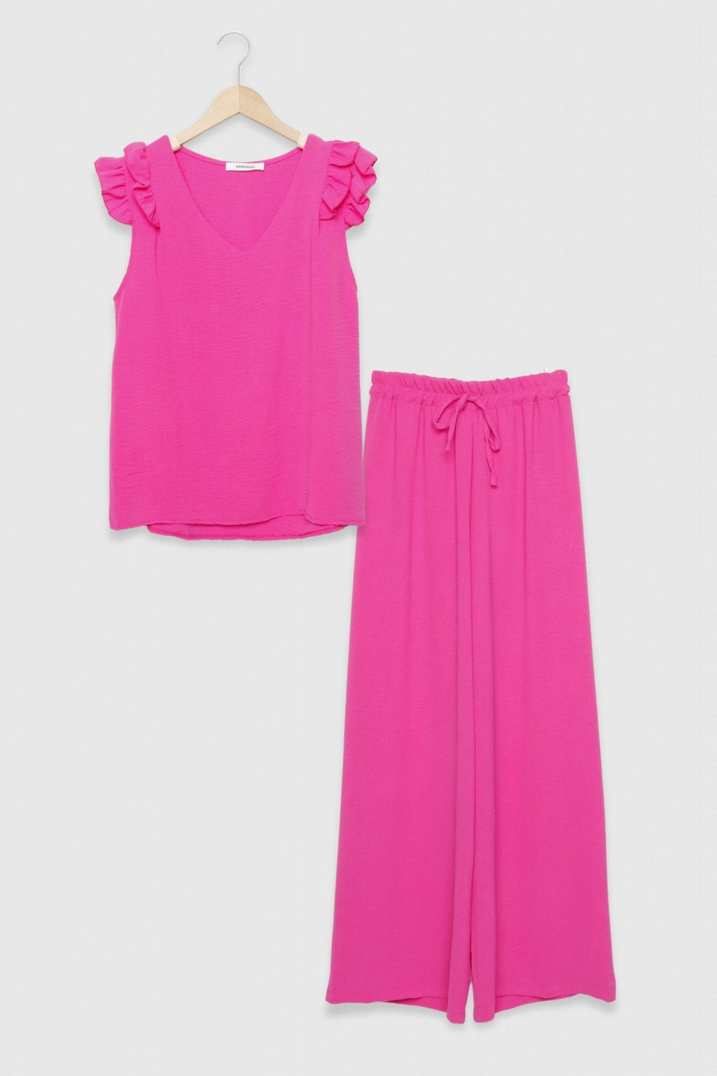 CONJUNTO  TRIANA