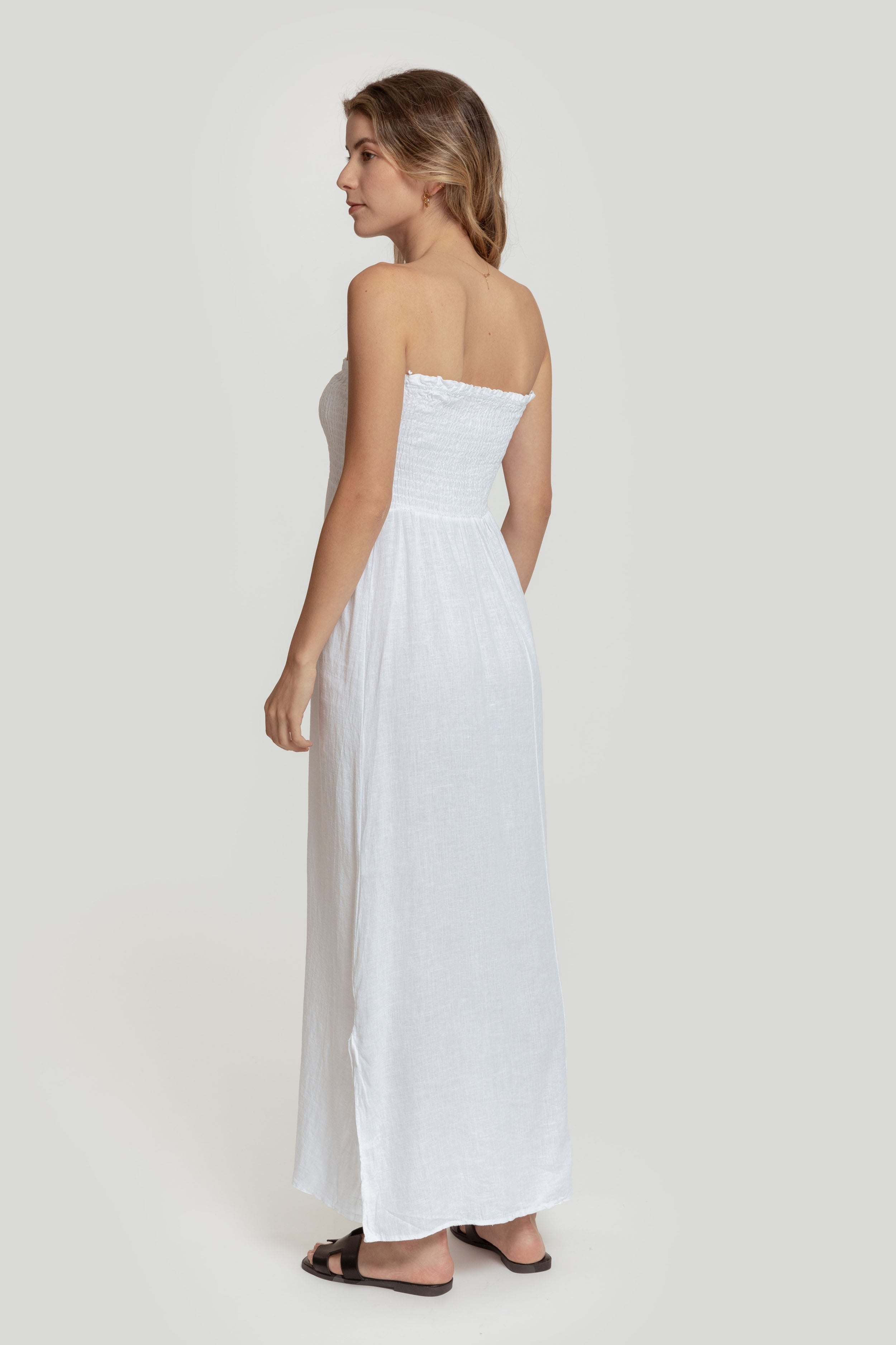 VESTIDO ABERTURA