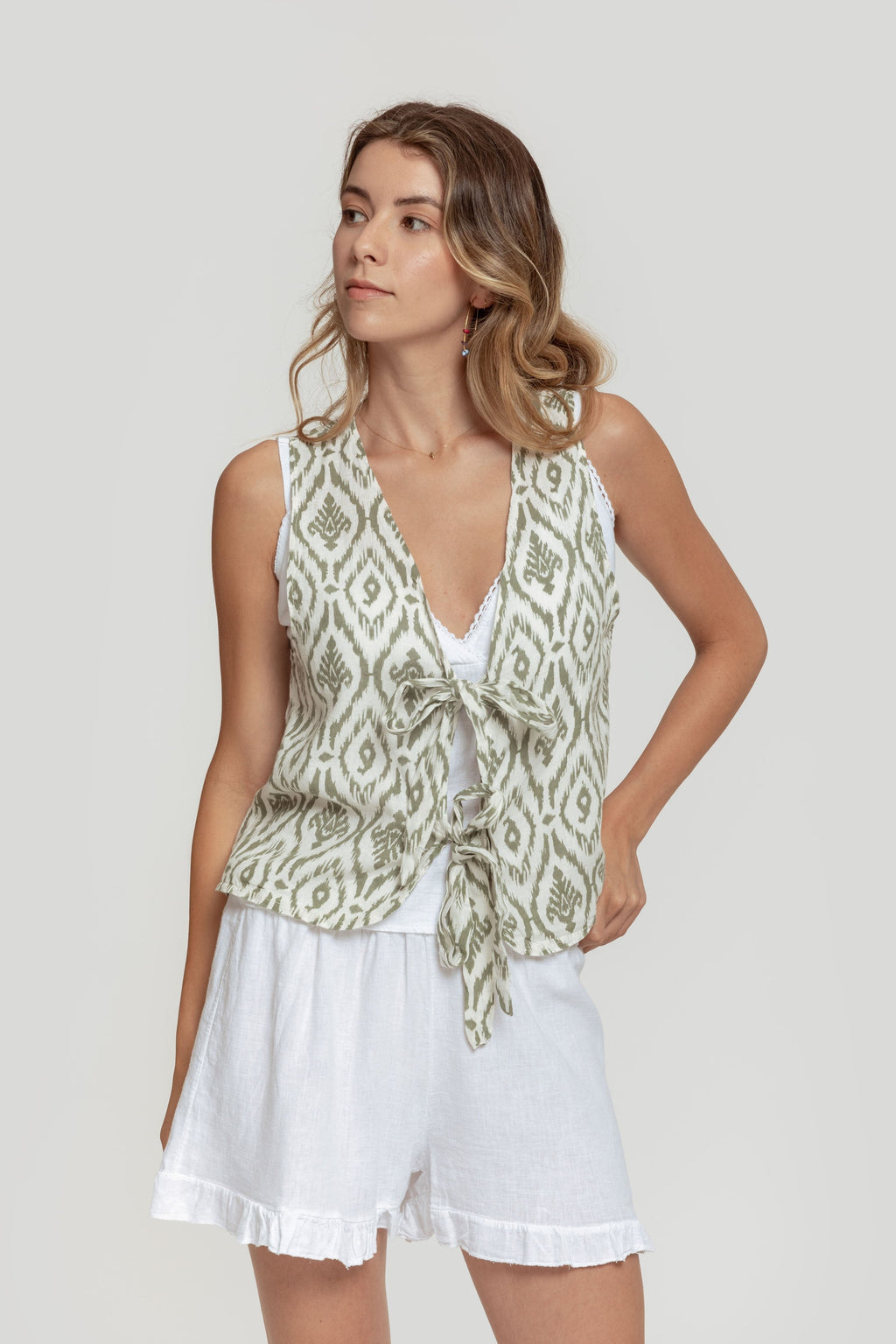 SHORTS  LINO