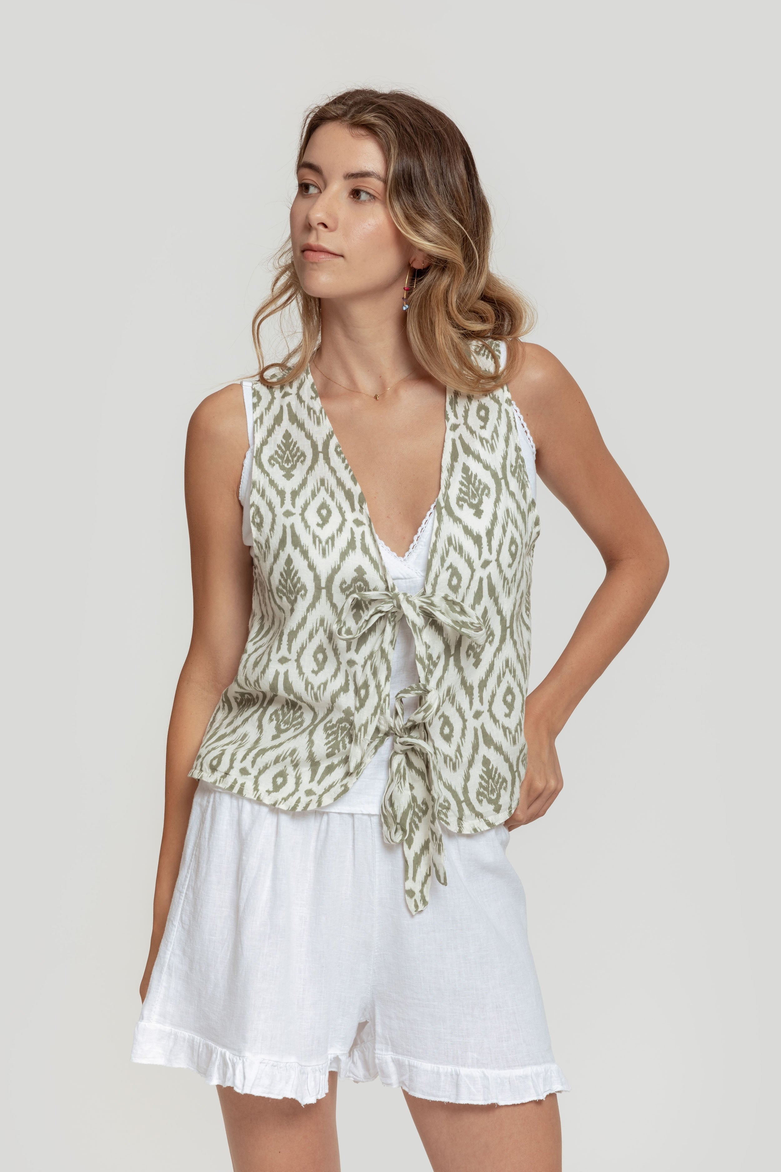 SHORTS  LINO