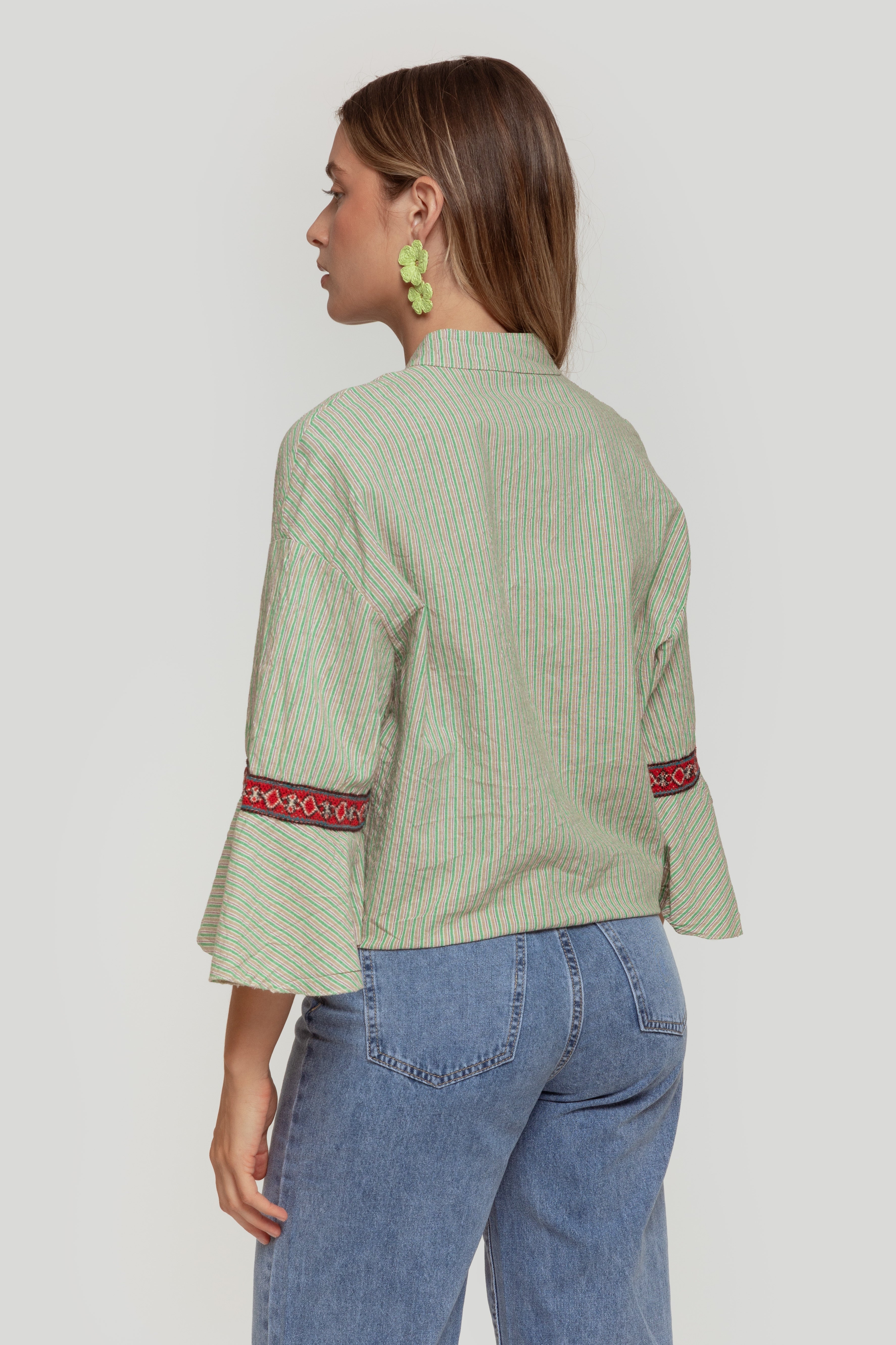 BLUSA  ACAMPANADA