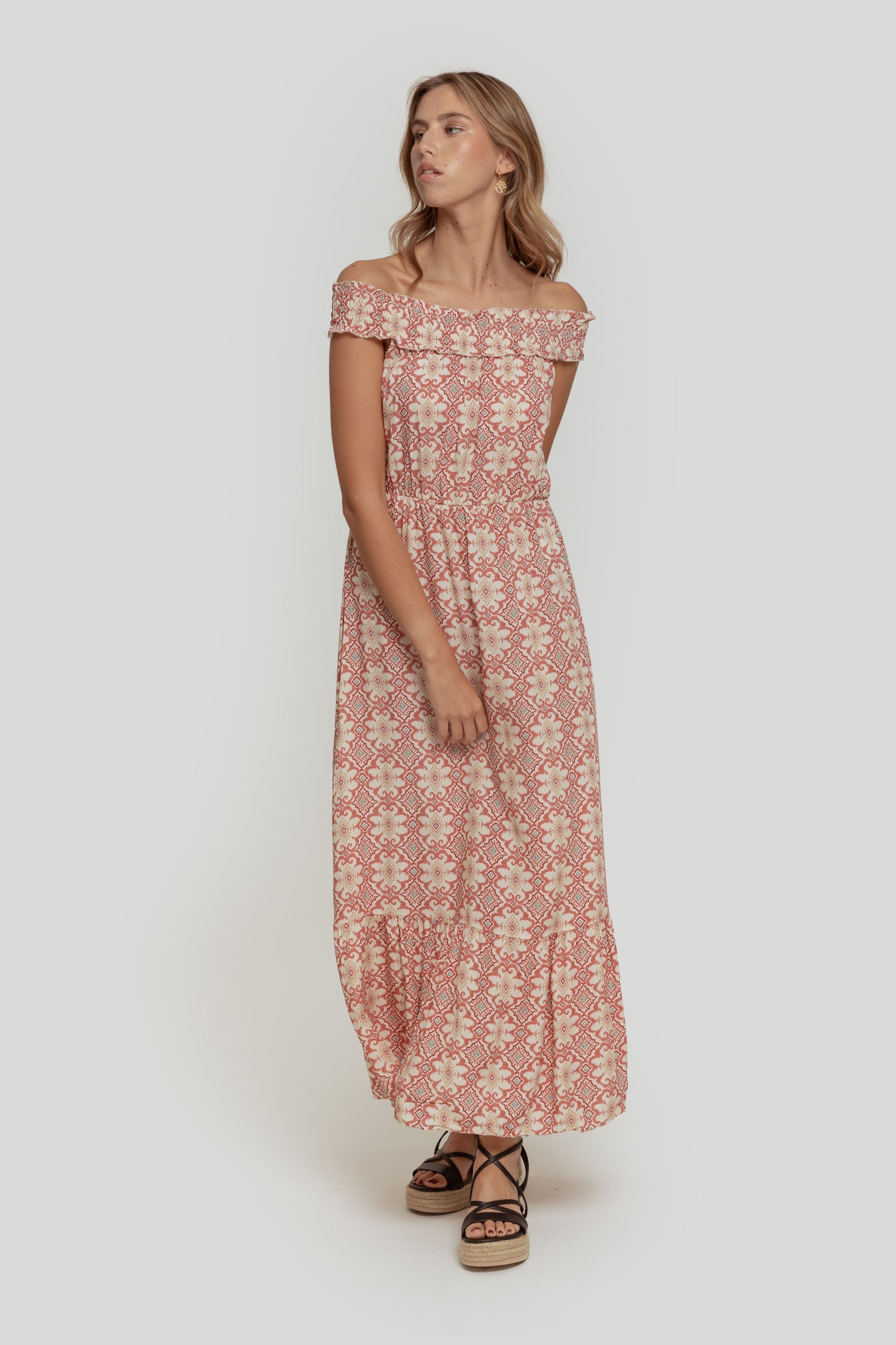 VESTIDO  STRAPLESS