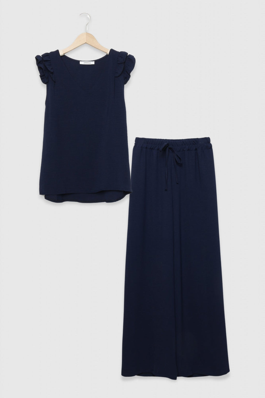 CONJUNTO  TRIANA