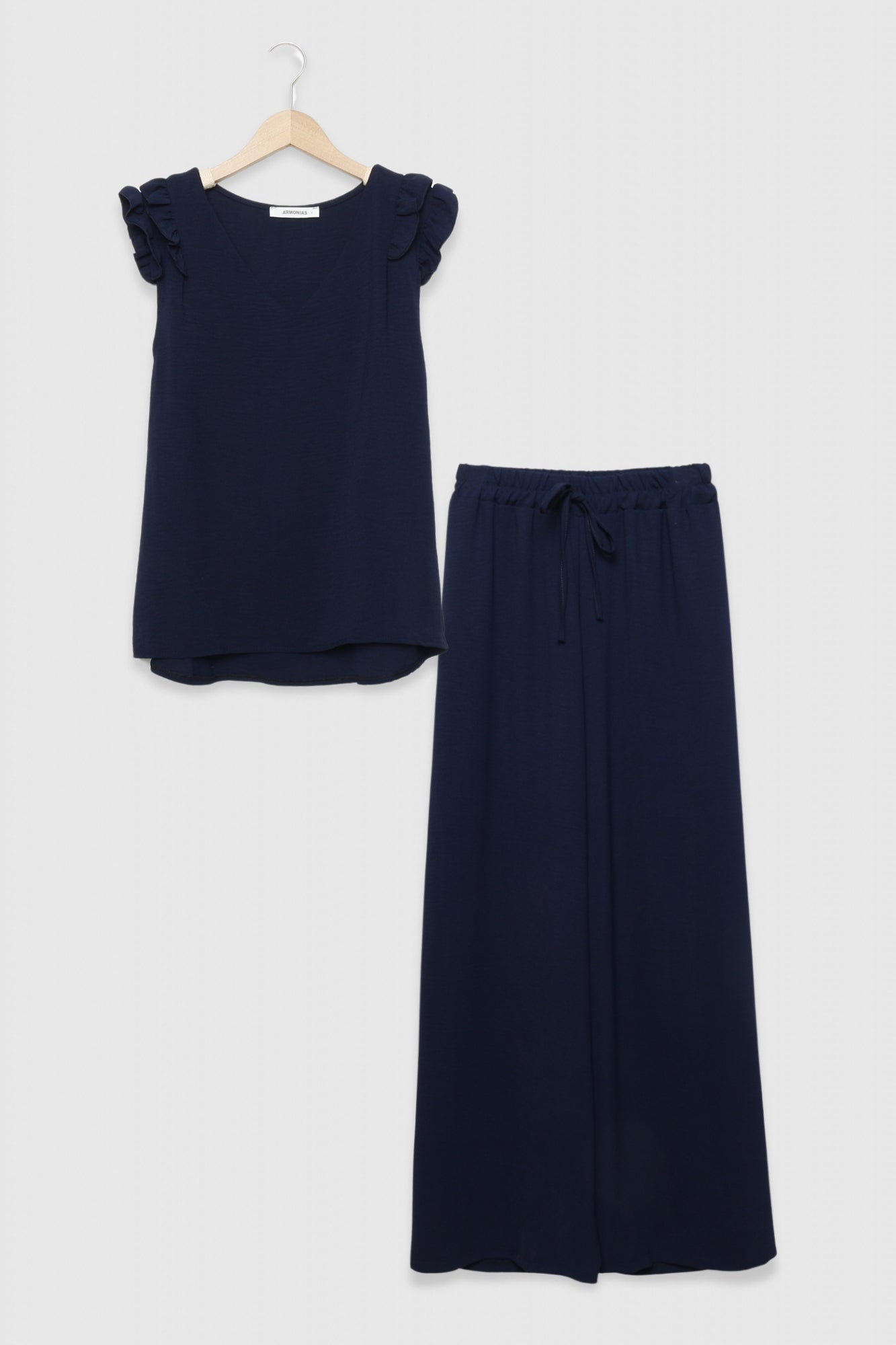 CONJUNTO  TRIANA