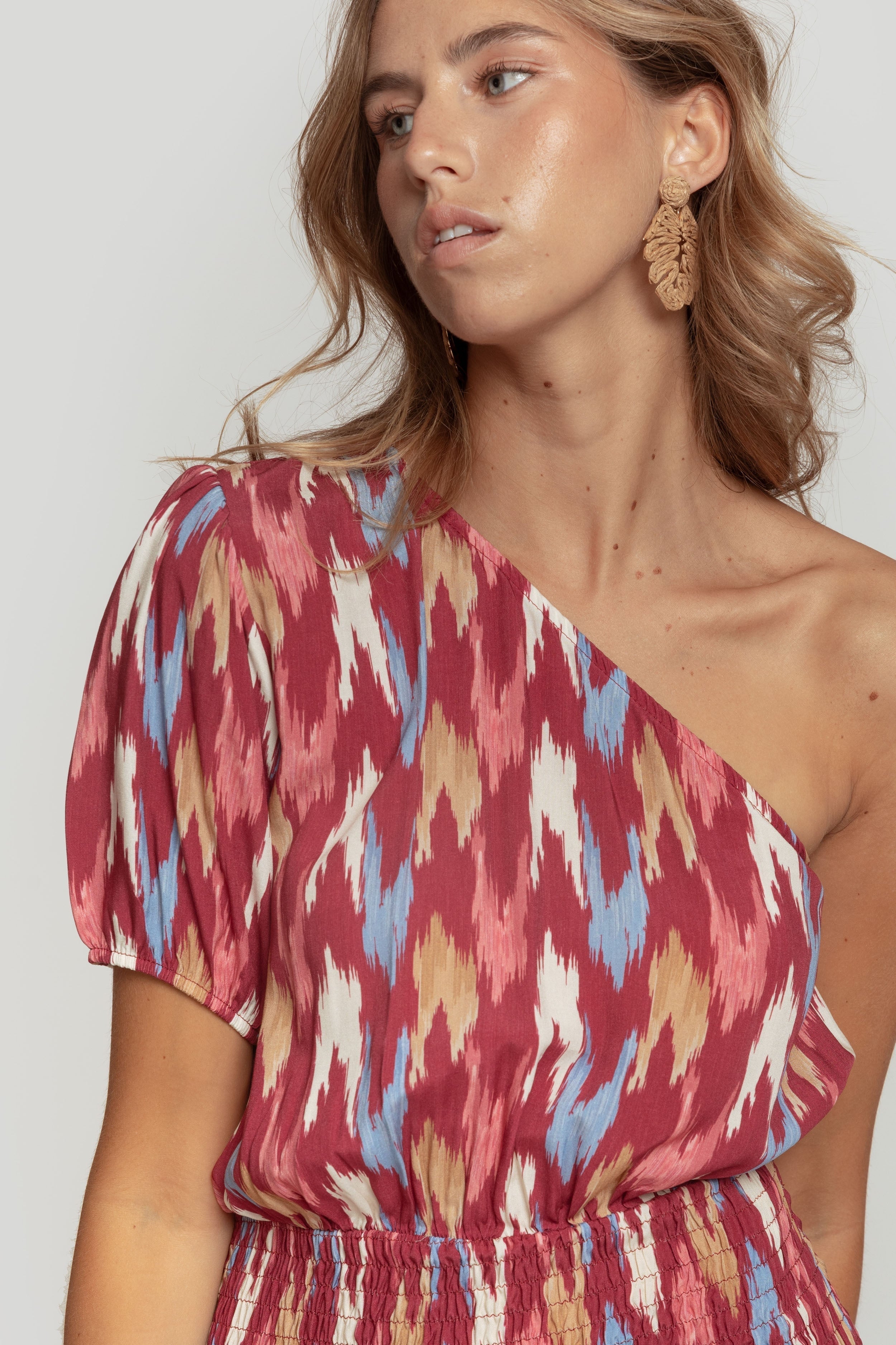 VESTIDO  ASIMETRICO