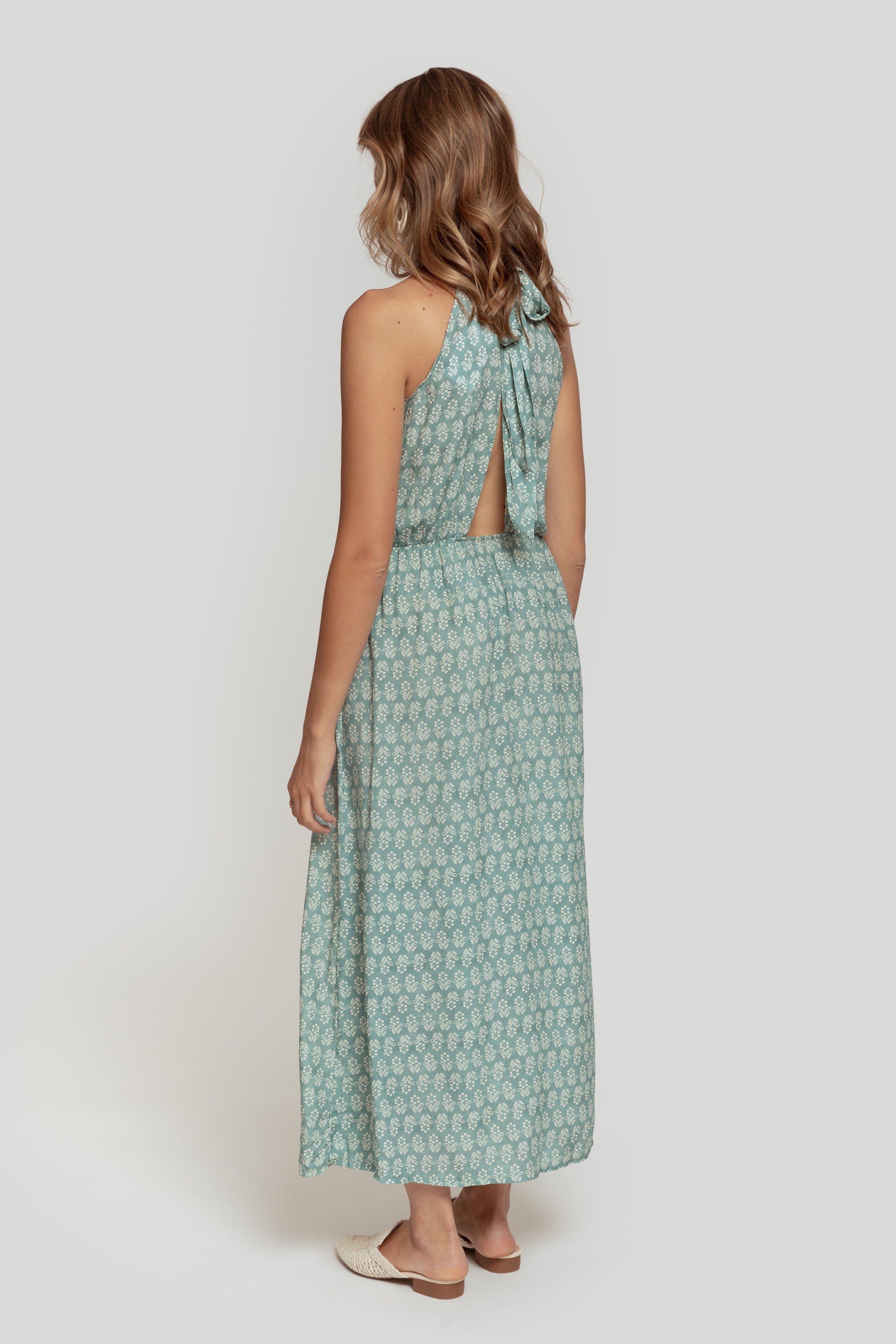 VESTIDO  NUDO