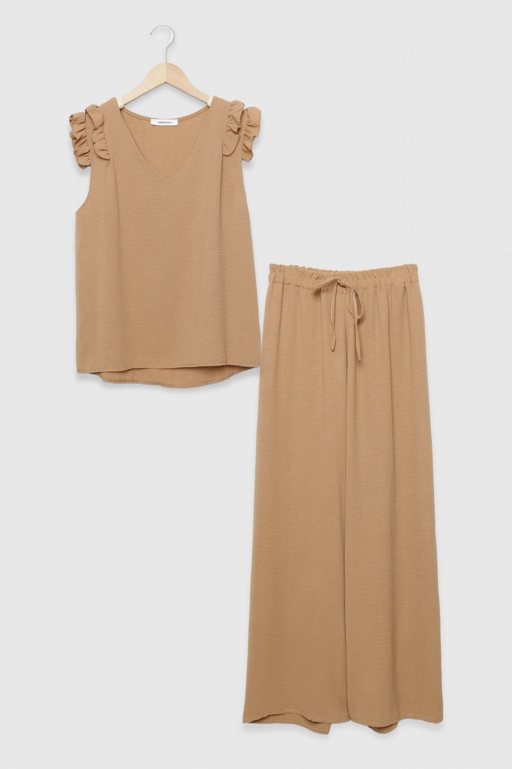 CONJUNTO  TRIANA