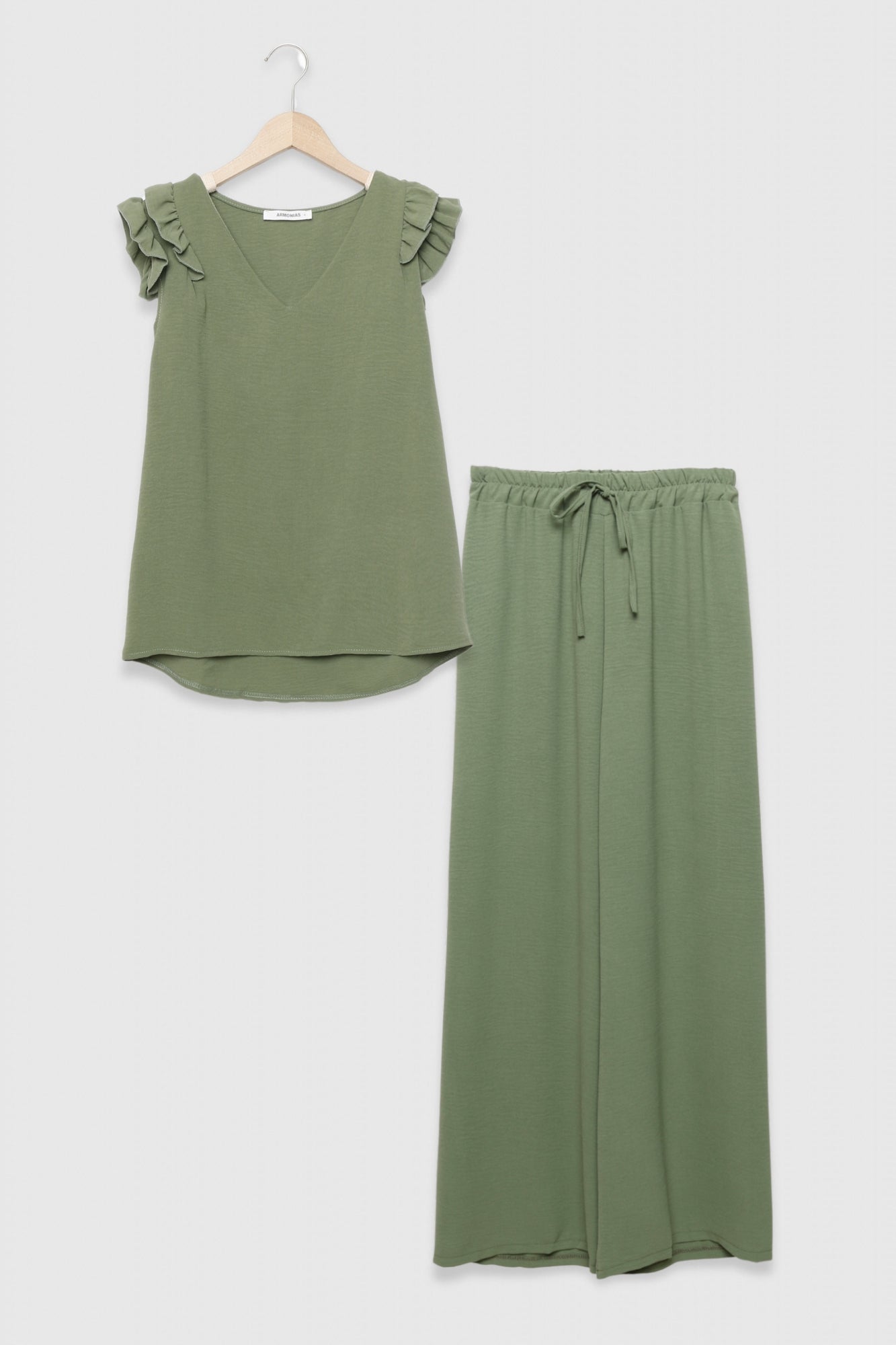 CONJUNTO  TRIANA