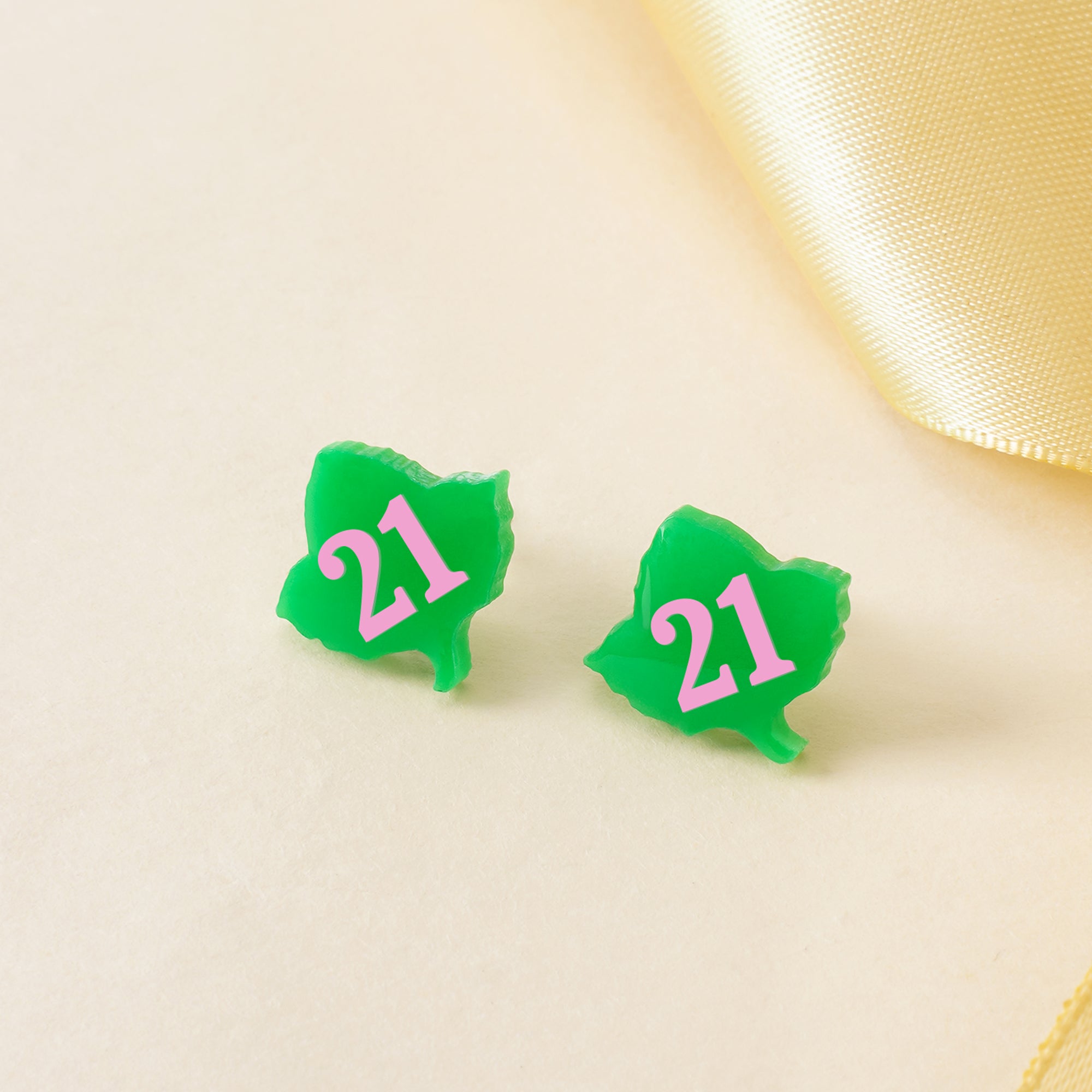 Pendientes Personalizados Ivy Leaf Sorority Jewelry with Number Recruitment Greek Week Meeting Gift for Sorors