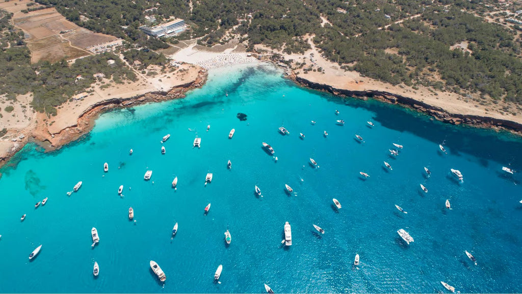 Formentera Boat Trip with Full-Day Meals, Unlimited Drinks and Water Activities