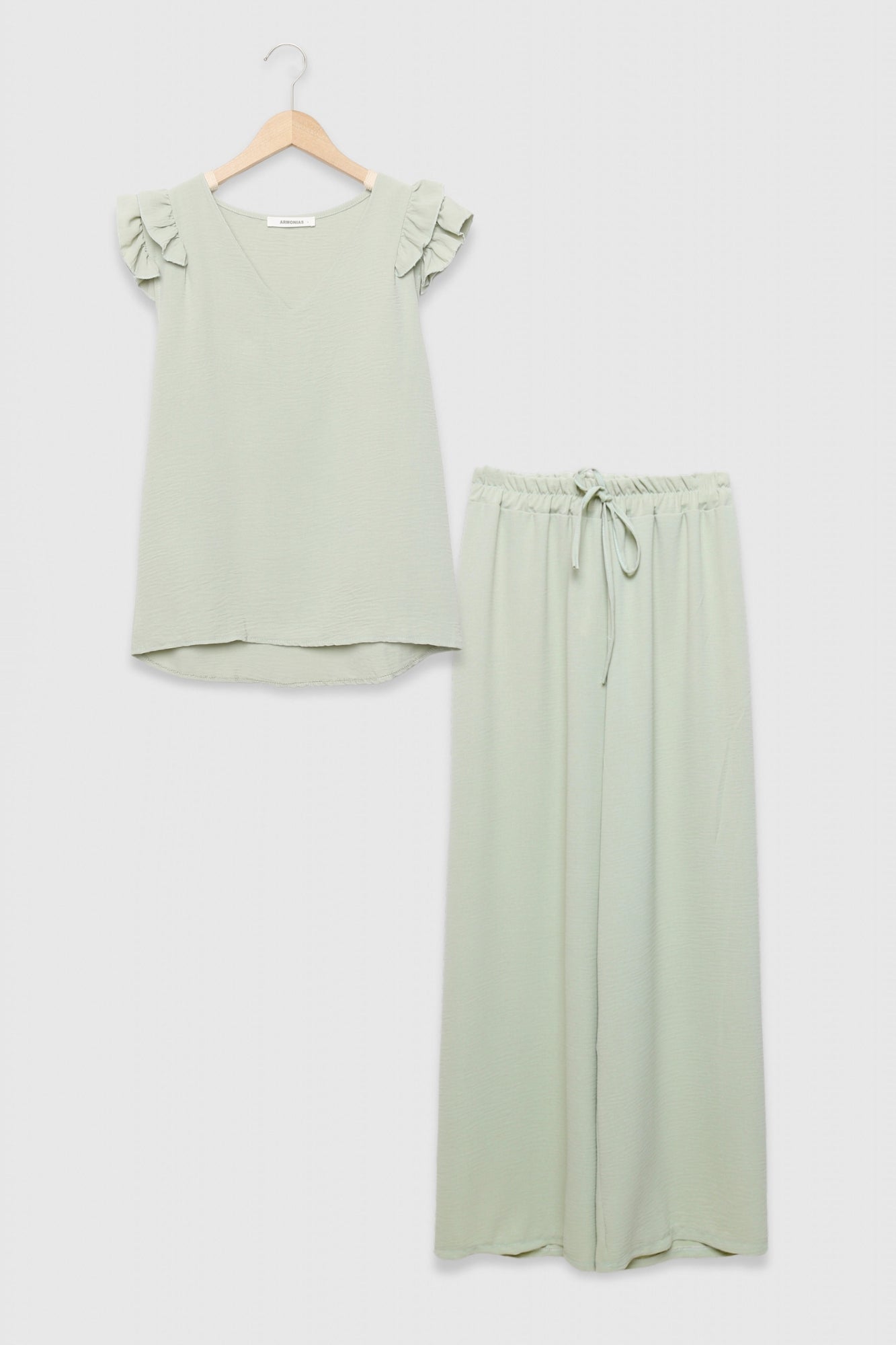 CONJUNTO  TRIANA