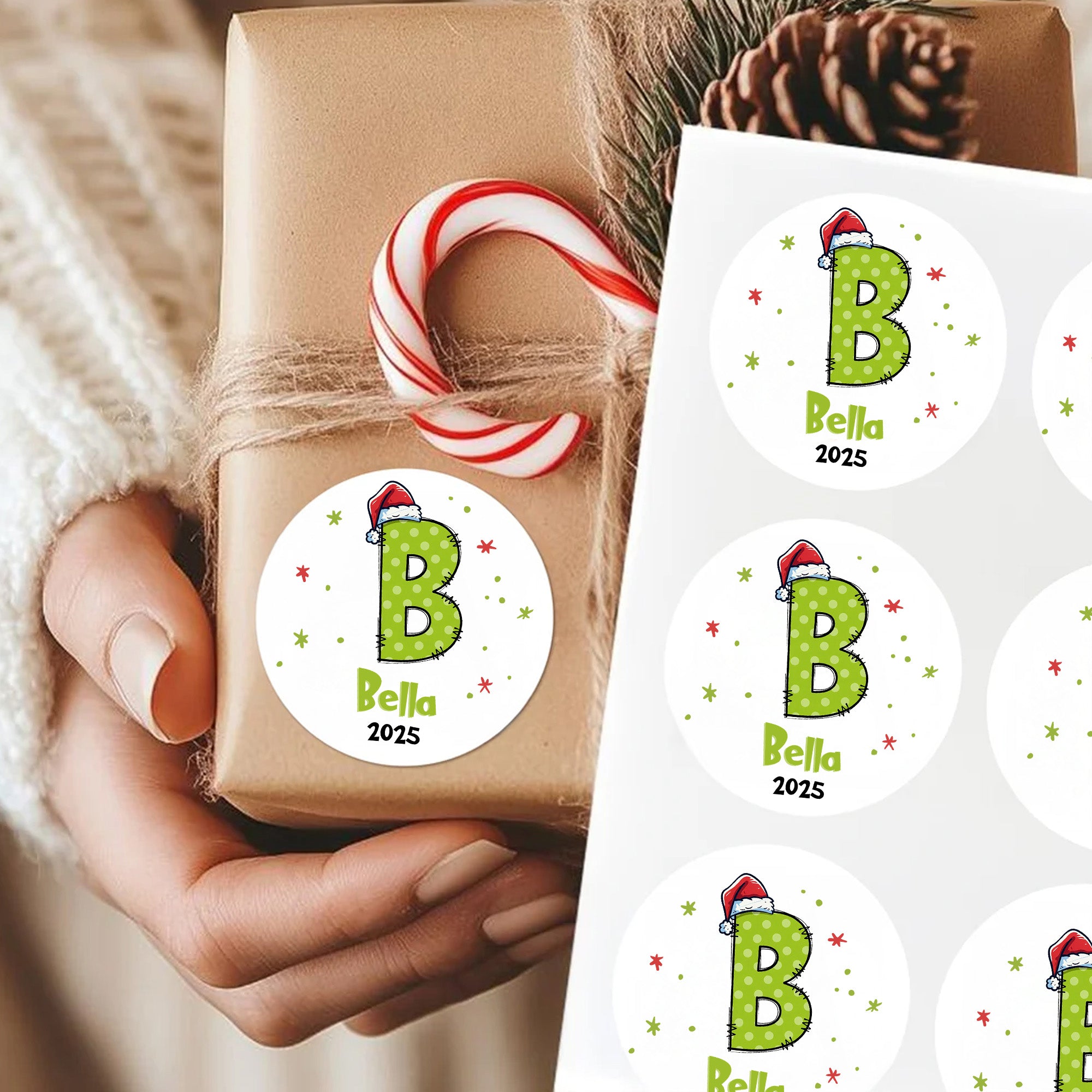 Gorro de Papá Noel Personalizado Verde Lunares Iniciales Pegatinas Impermeables Etiquetas con Nombre Decoración de Regalo Fiesta de Navidad Recuerdos para Niños