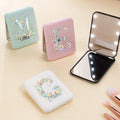 Espejo de Maquillaje Personalizado con Inicial Floral LED de Doble Cara con Nombre Regalo de Cumpleaños Boda Aniversario para Mujer Niña