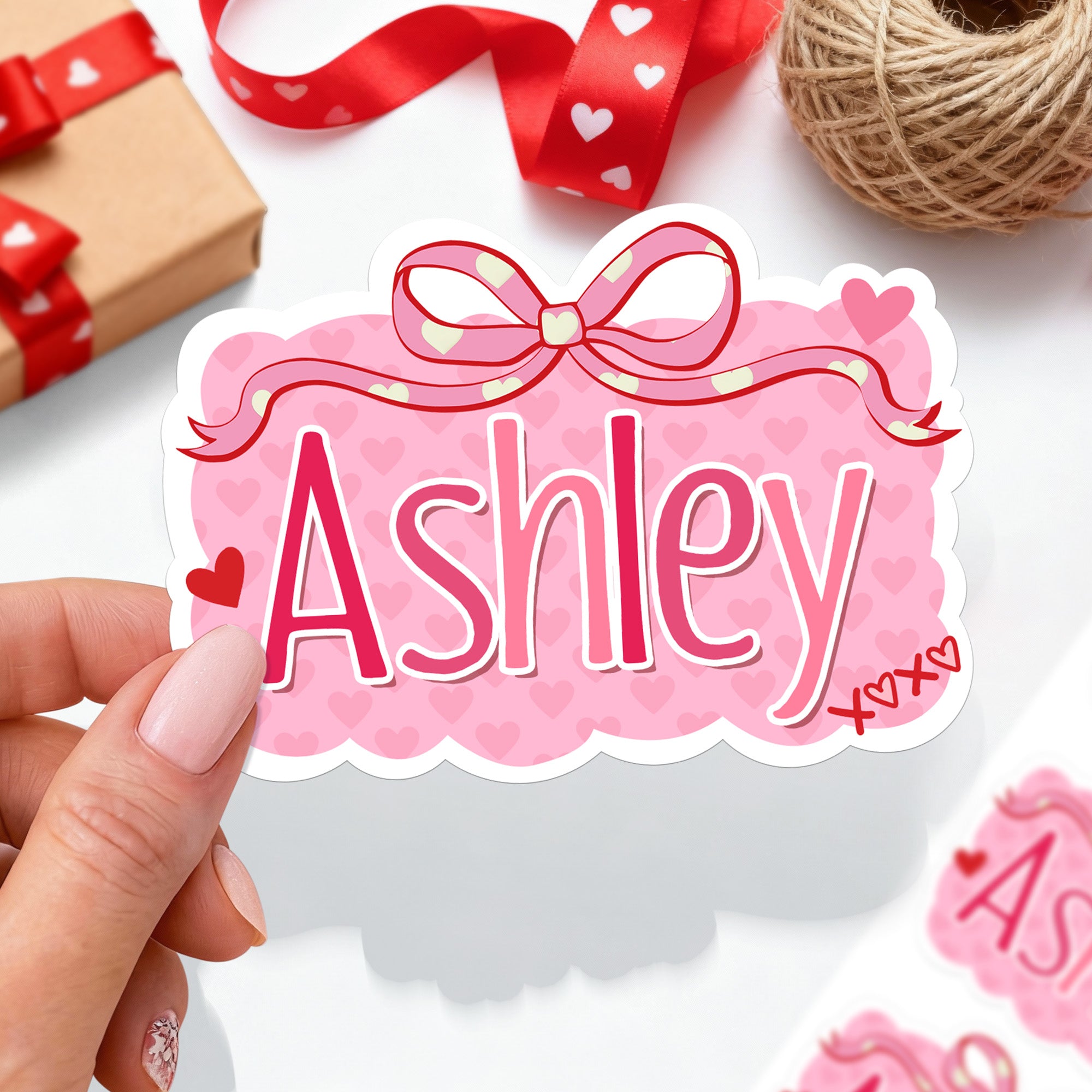 Personalizado lindo arco del corazón de color rosa pegatina con el nombre Juego de 2 Decoración de regalo del Día de San Valentín para Niños Mujeres Hombres