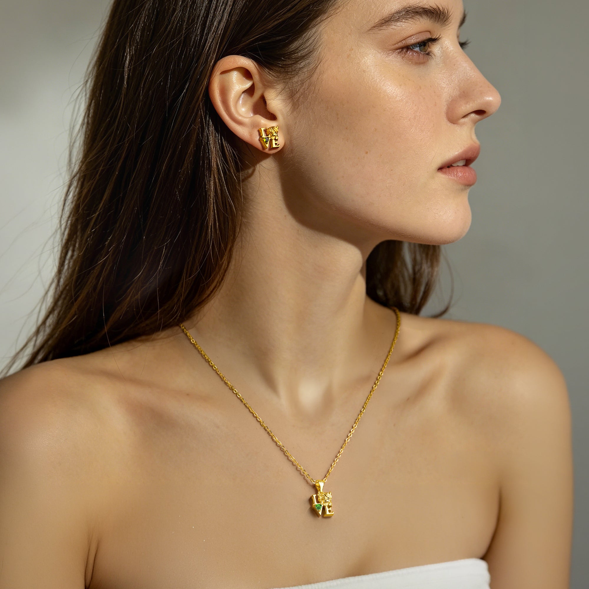 Personalizada Birthstone Amor Highland Cow Collar Pendientes Dainty Jewelry Daily Wear Regalo de cumpleaños para las mujeres Highland Cow Lovers