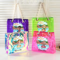 Personalizada Piscina Vacaciones Dibujos animados Niña Holográfica Transparente Bolsa de asas con nombre Fiesta de verano Vacaciones Cumpleaños Regalo para Mujeres Niñas
