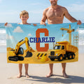 Toalla de playa personalizada con diseño de camión de construcción, tamaño extragrande, secado rápido, con nombre e iniciales, esencial para viajes, regalo de cumpleaños, fiesta en la playa para niños