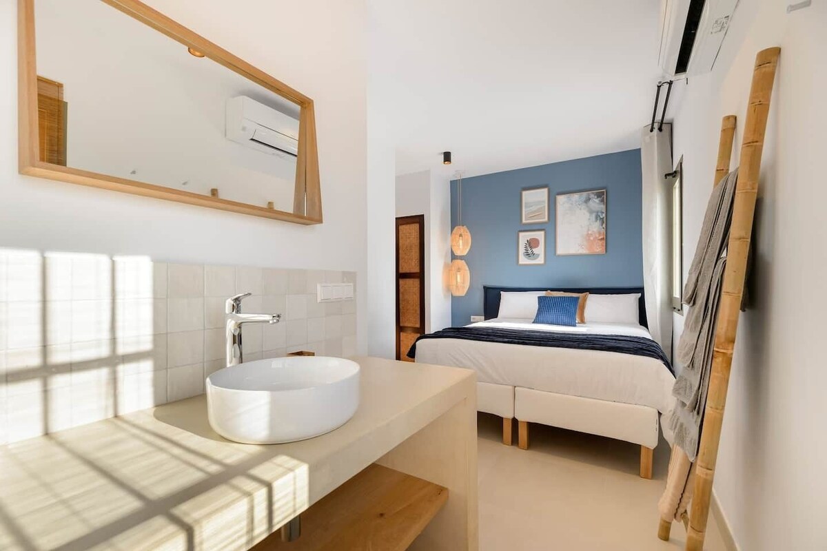 Secret Haven Ibiza Villa Centrally Located in San Antonio