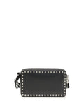 Bolso de hombro Valentino Garavani de cuero con tachuelas — Negro