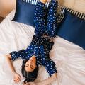 Pyjama 100% pure soie de mûrier - Bleu nuit imprimé cœurs