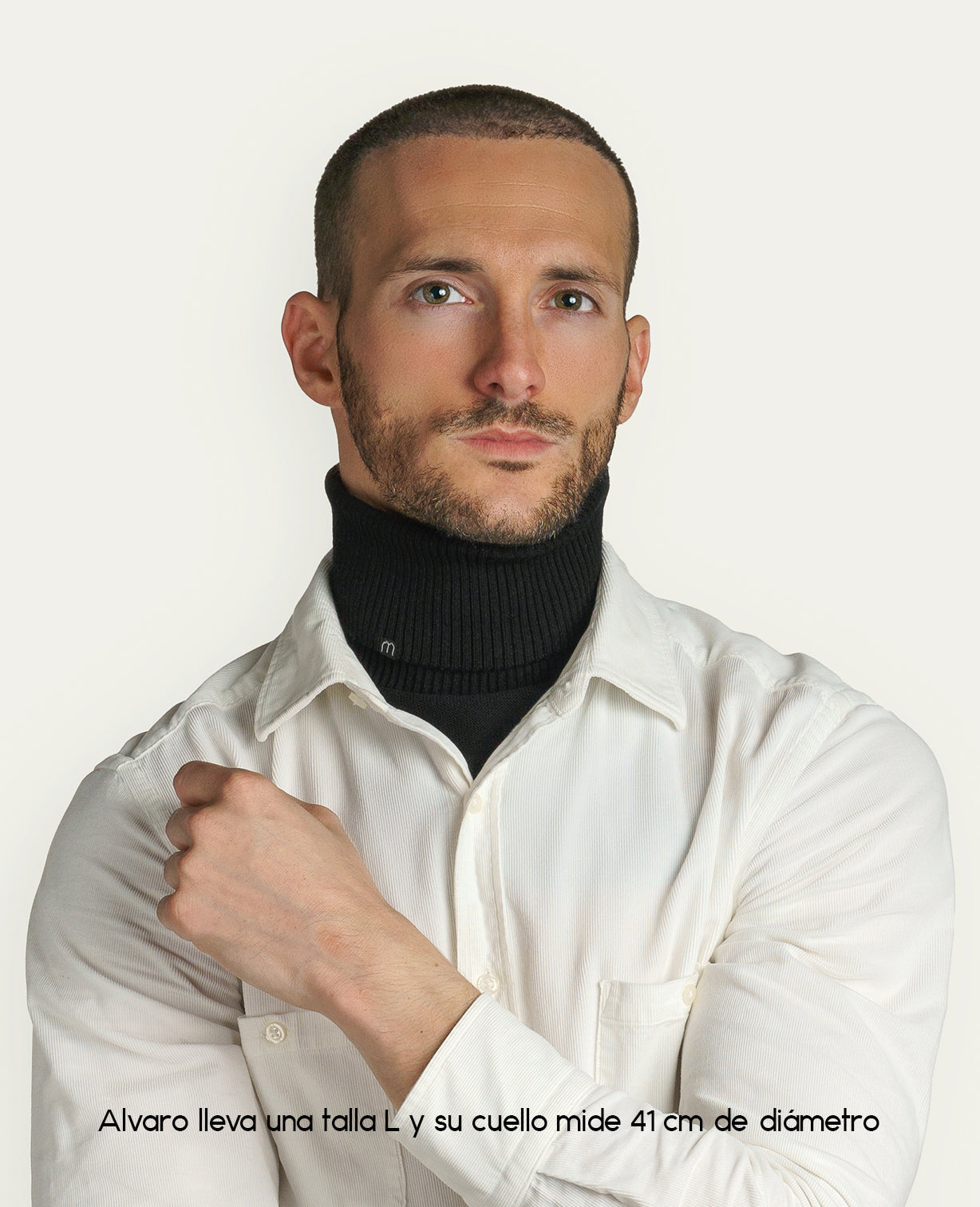 Jersey de cuello vuelto minimo negro hombre