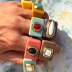 Anillo color Moka con Madreperla