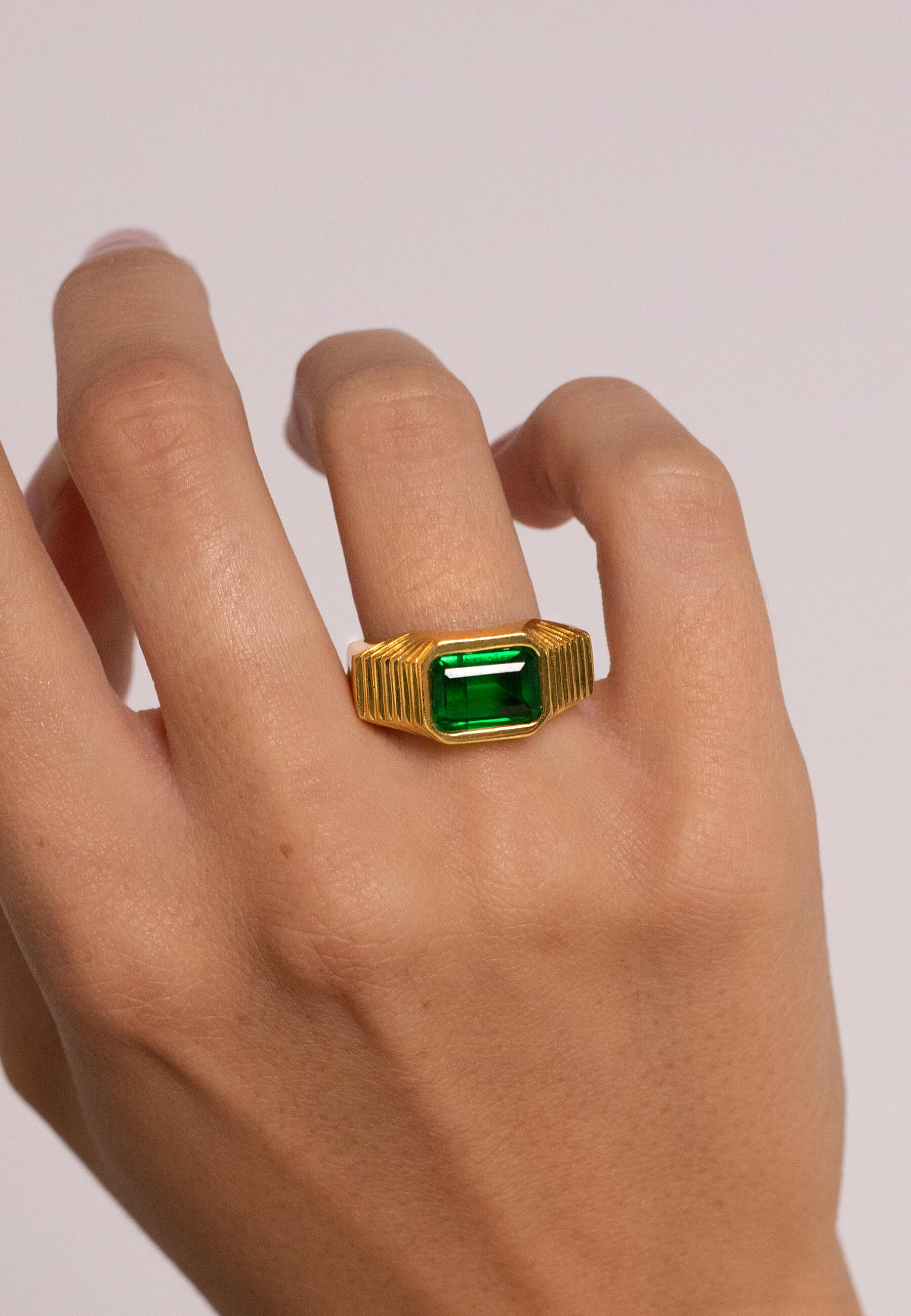 Anillo Chevalier Verde Esmeralda