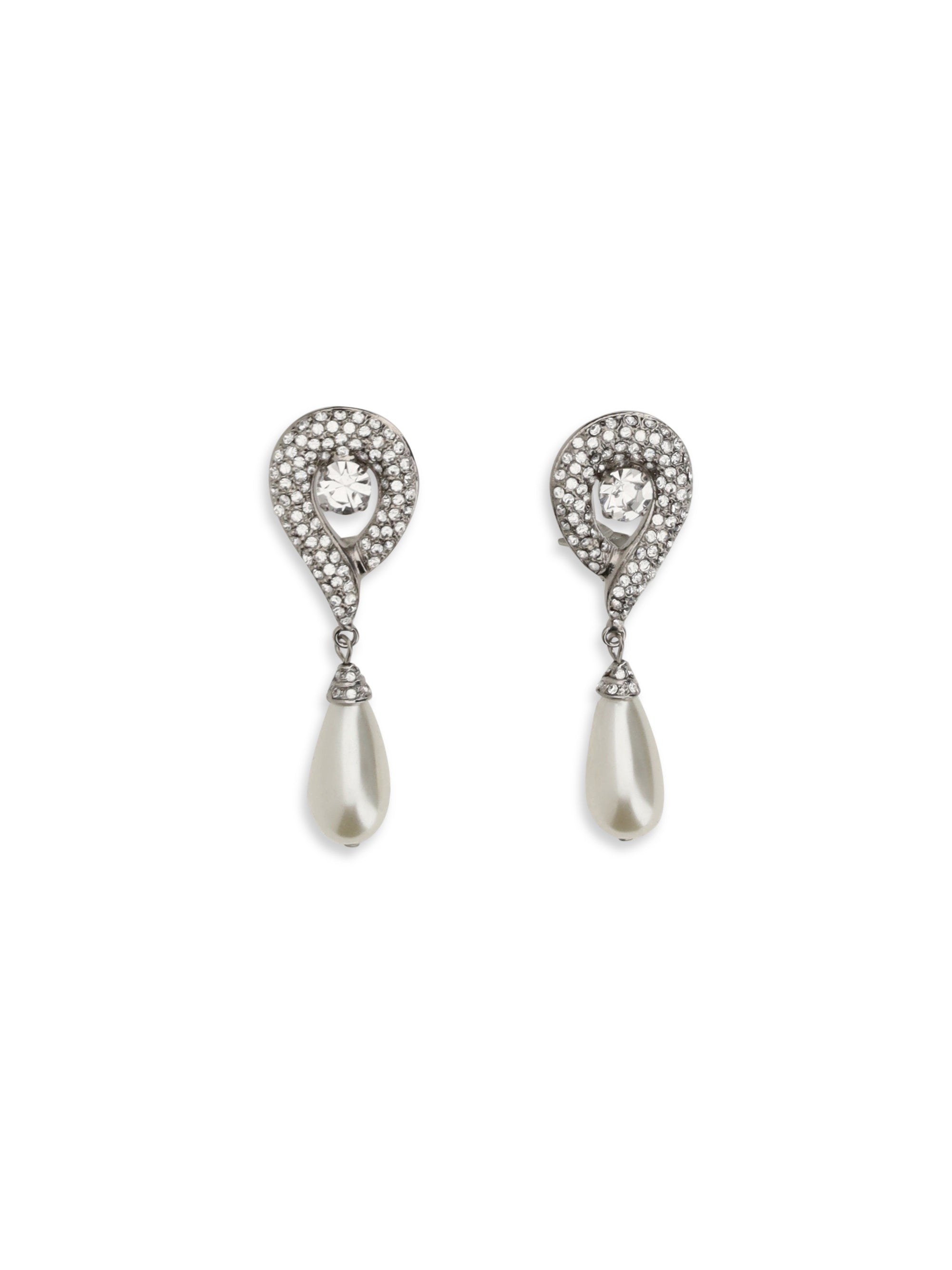 Pendientes Alessandra Rich con gotas de cristal y perlas – Plateado