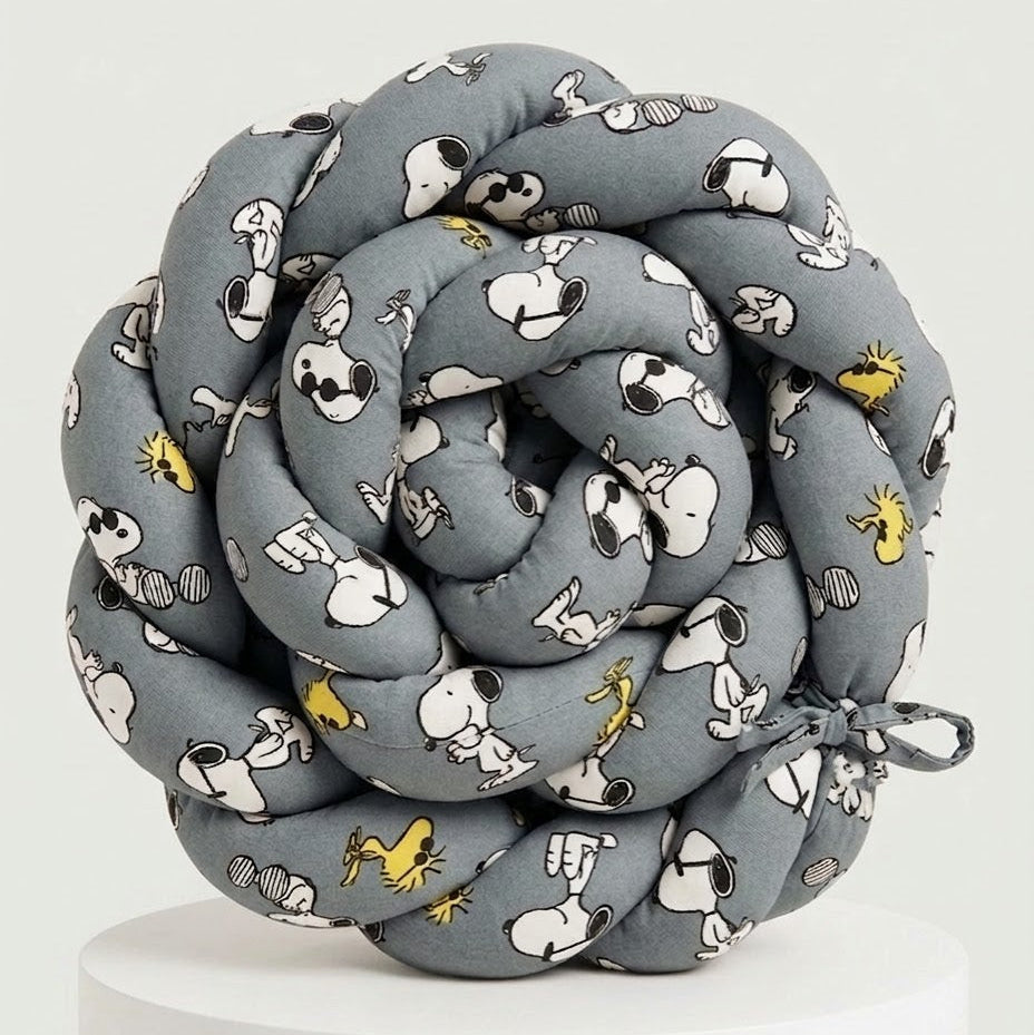 TRENZA PROTECTORA CUNA & CAMA | Colección Especial SNOOPY Gris (Pre-Order)