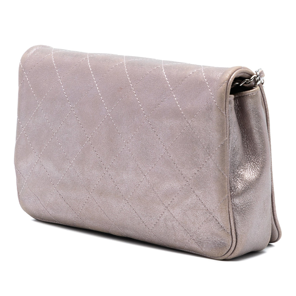 CC Quilted Metallic Lambskin Wallet On Chain