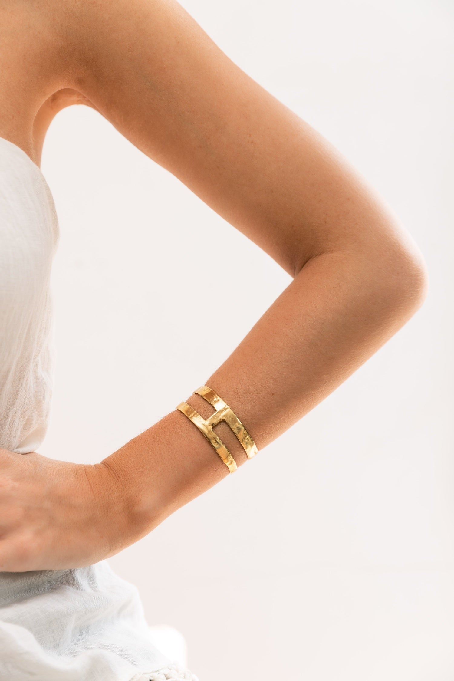 BRAZALETE FINI | BRONCE