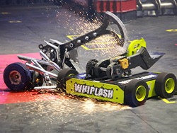 BattleBots Destruct-A-Thon: Killer Robots Fighting