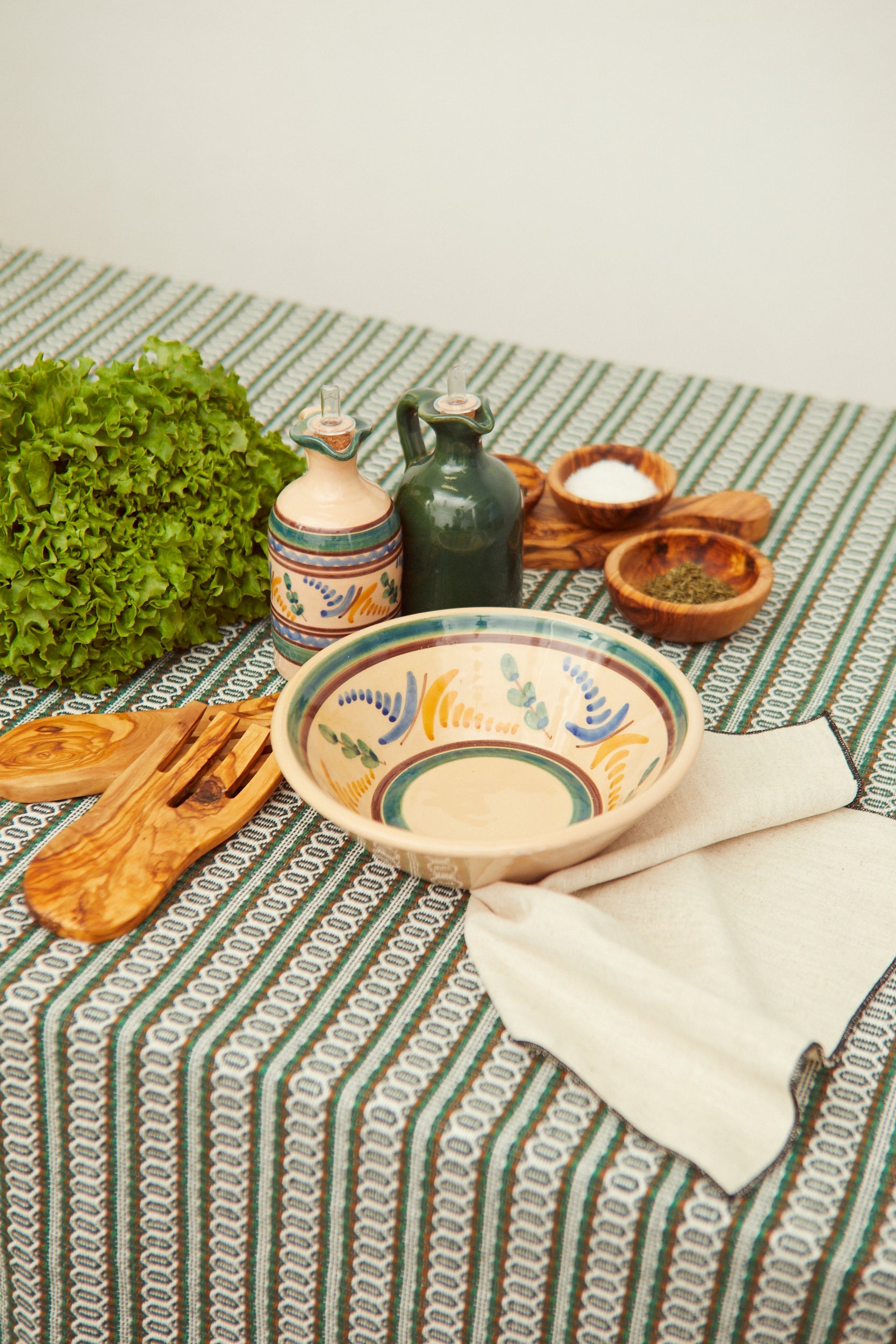 Ensaladera de cerámica estampada Medina