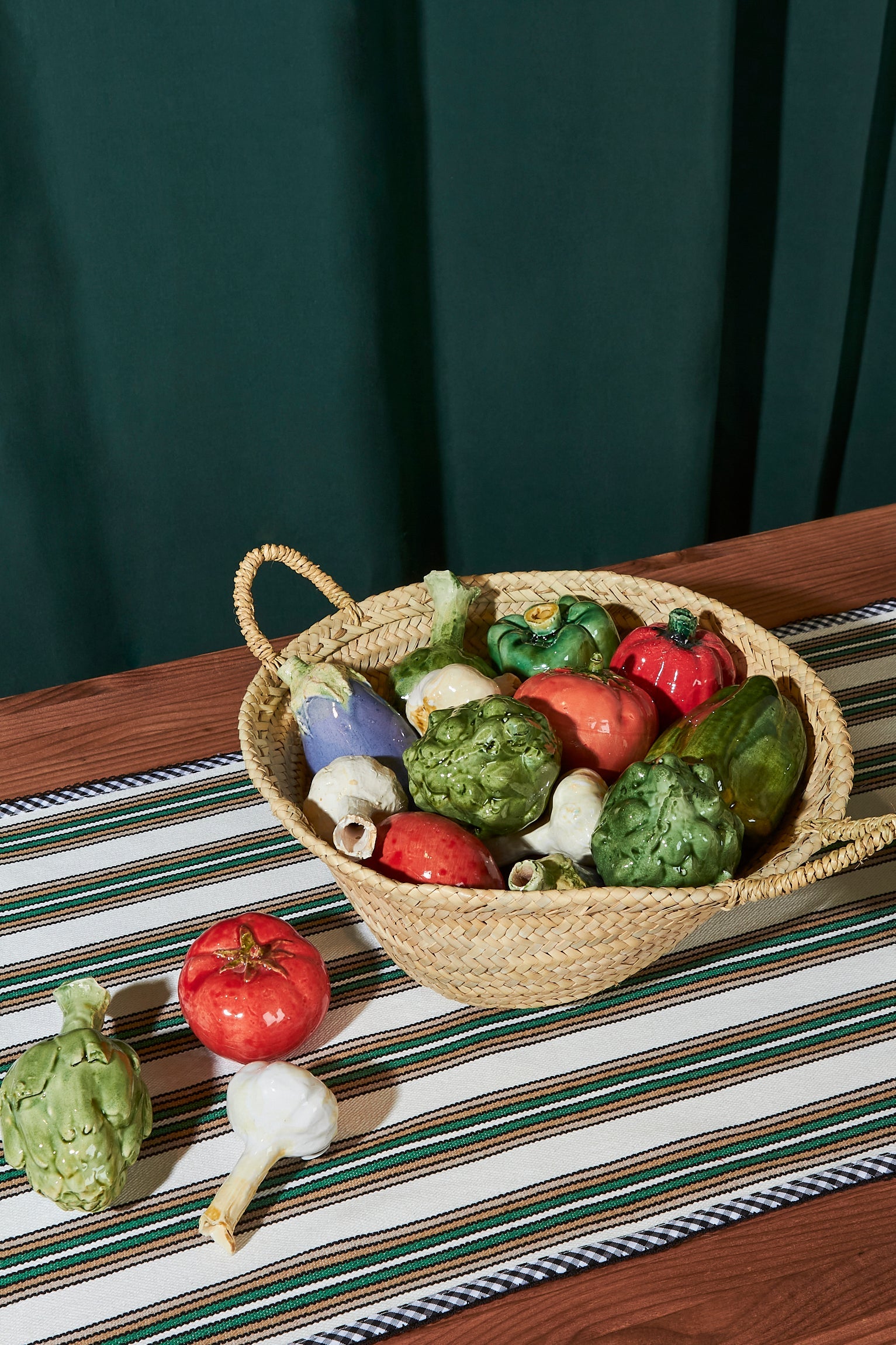 Alcachofa réplica de cerámica esmaltada