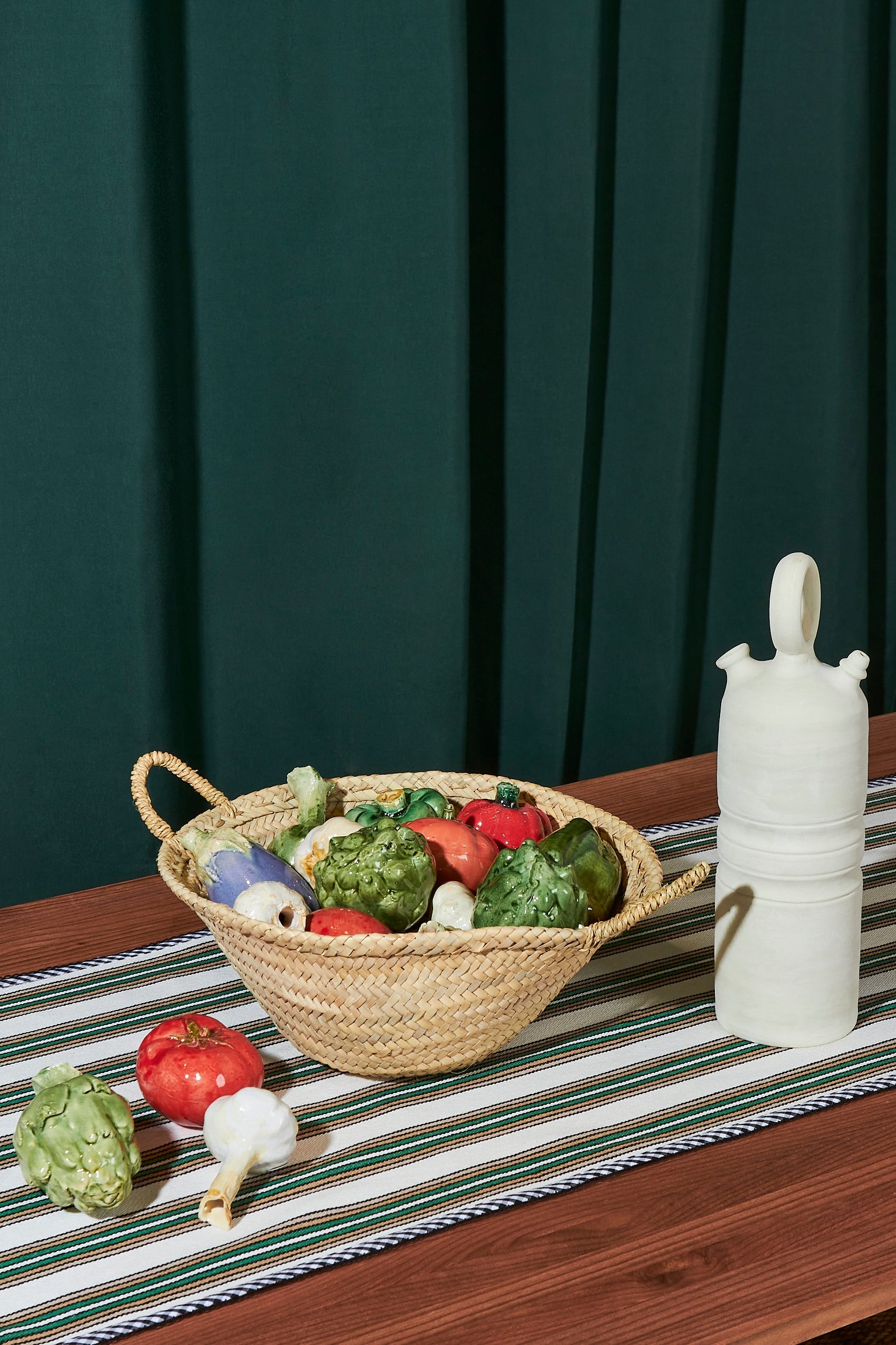 Ajo réplica de cerámica esmaltada