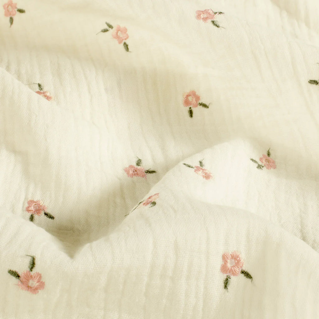 TRENZA PROTECTORA CAPAZO de COCHECITO | Muselina Flor Bordada
