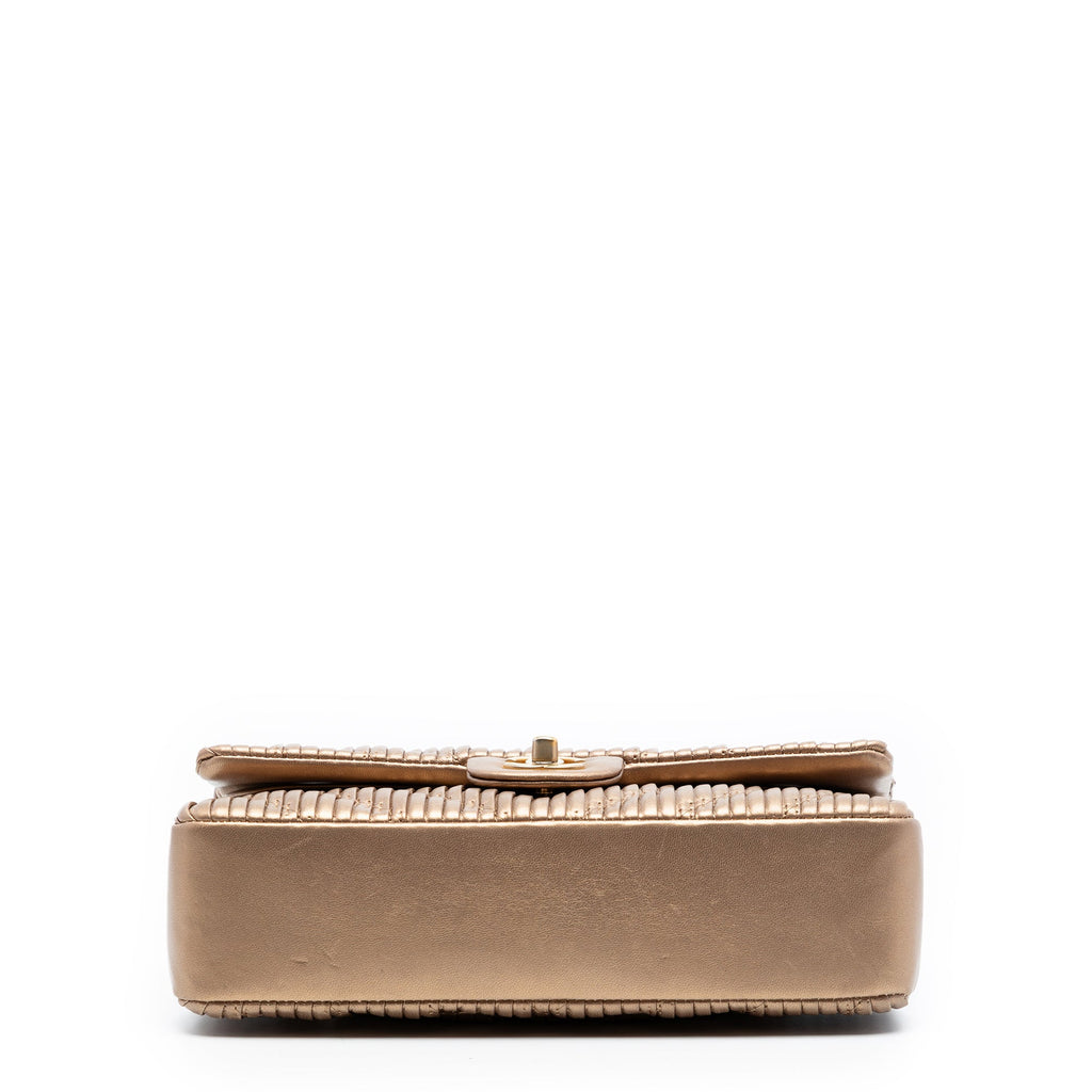 Medium Classic Chevron Calfskin Pleated Double Flap